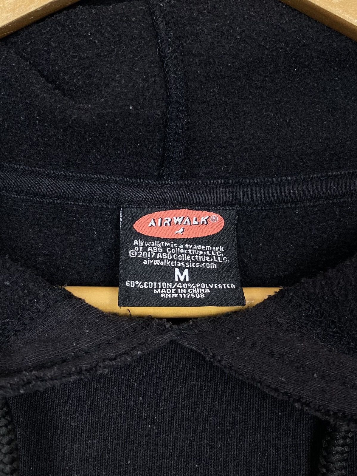 Airwalk AIRWALK Long Sleeve Hoodie Sweatshirt Mens Size Medium Black Size US M / EU 48-50 / 2 - 5 Thumbnail