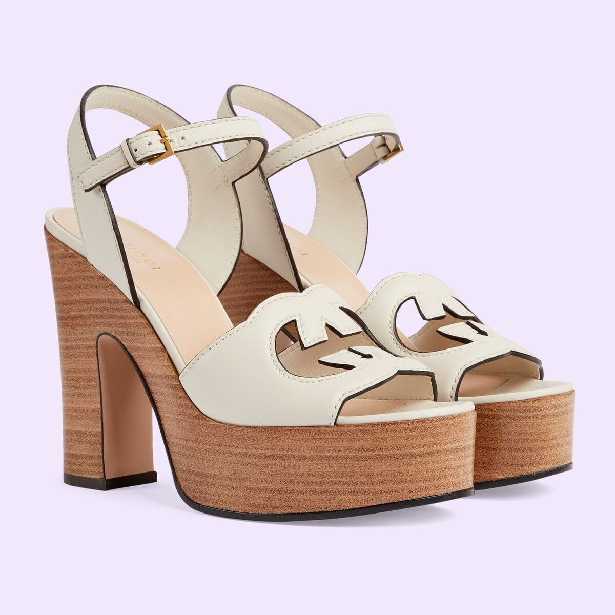 Interlocking G sandals in beige
