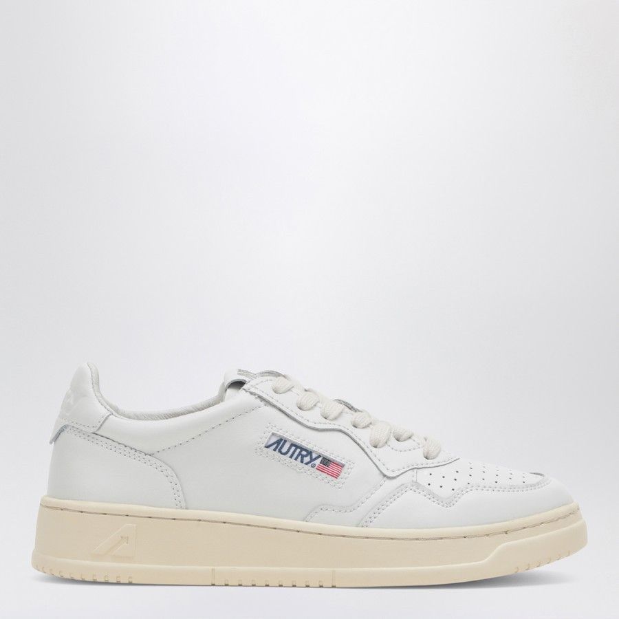 Autry o1d2blof1224 Leather Low-Top Sneakers in White | Grailed