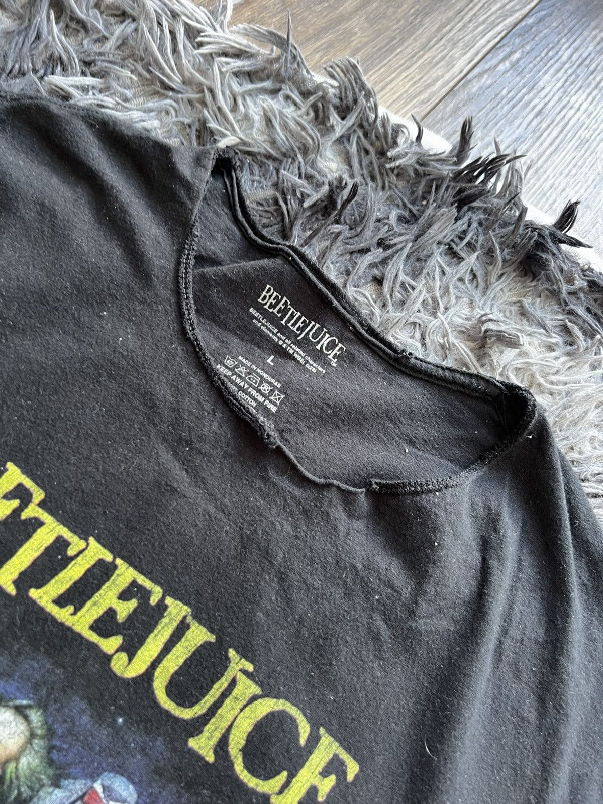 Band Tees VERY RARE Beetlejuice tee size L Size US L / EU 52-54 / 3 - 5 Thumbnail