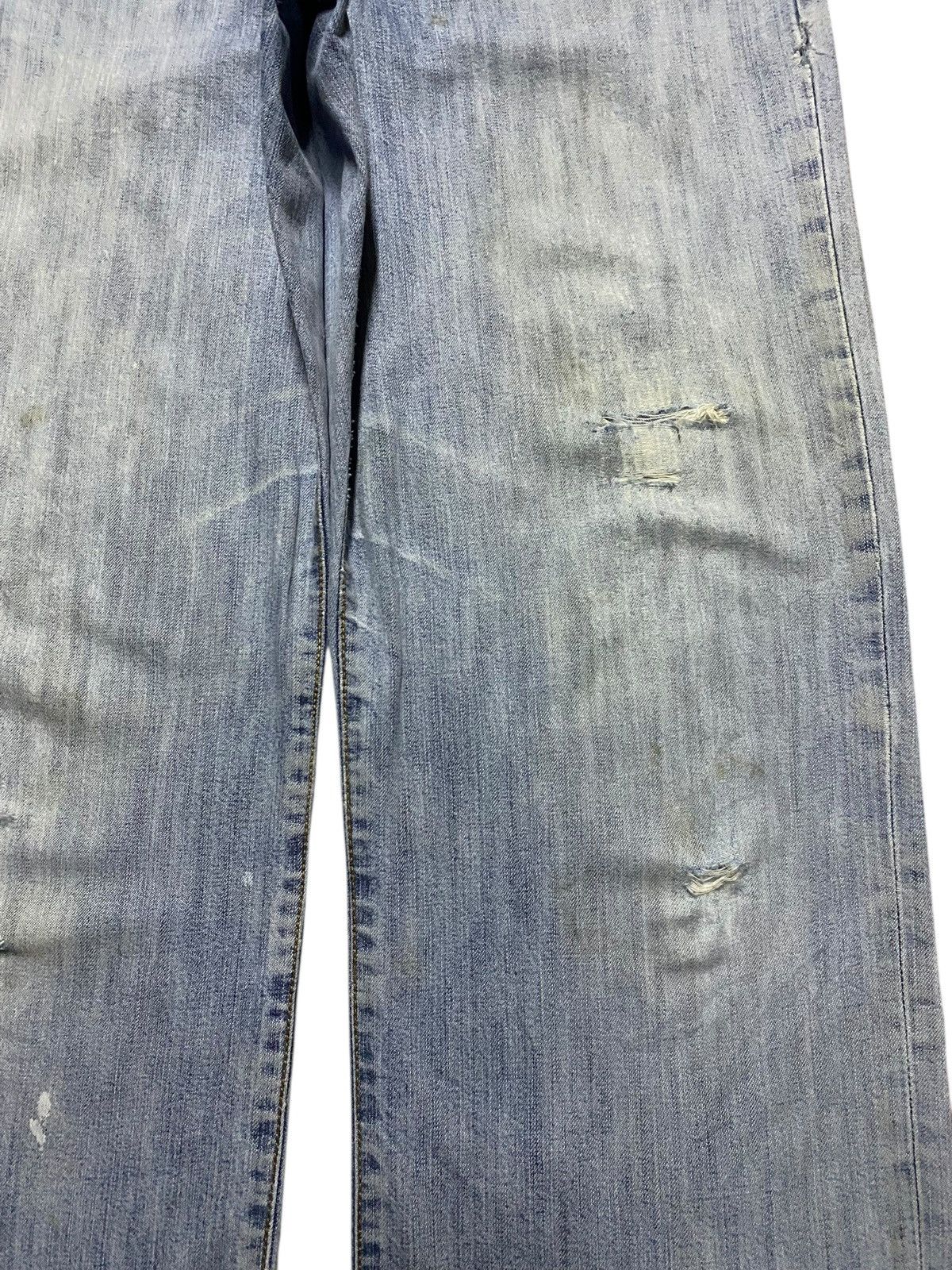 Japanese Brand Vintage Japanese Brand Uniqlo Light Wash Baggy Jeans Size US 32 / EU 48 - 8 Thumbnail
