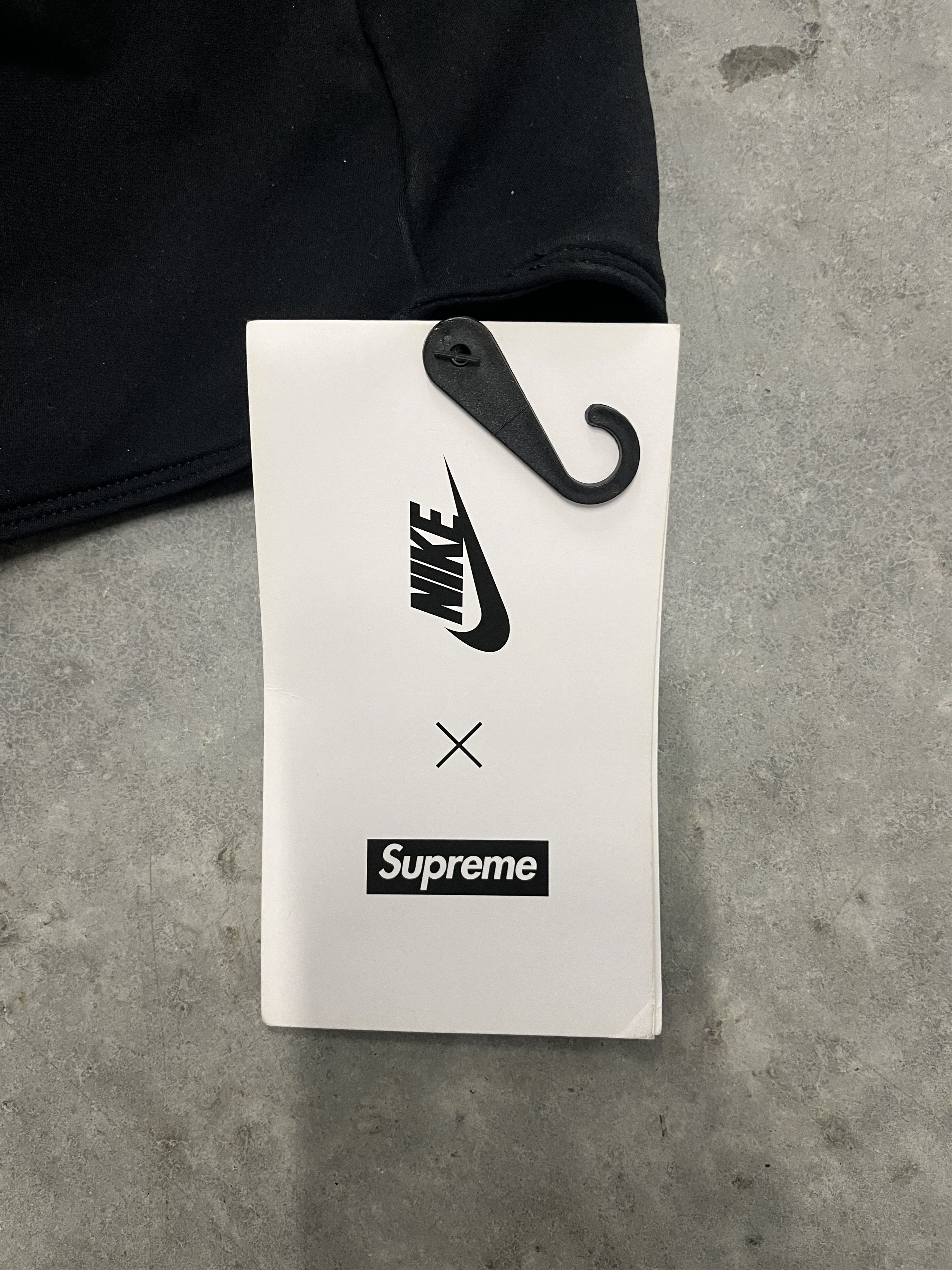Nike × Supreme Nike x Supreme neck warmer Size ONE SIZE - 6 Thumbnail