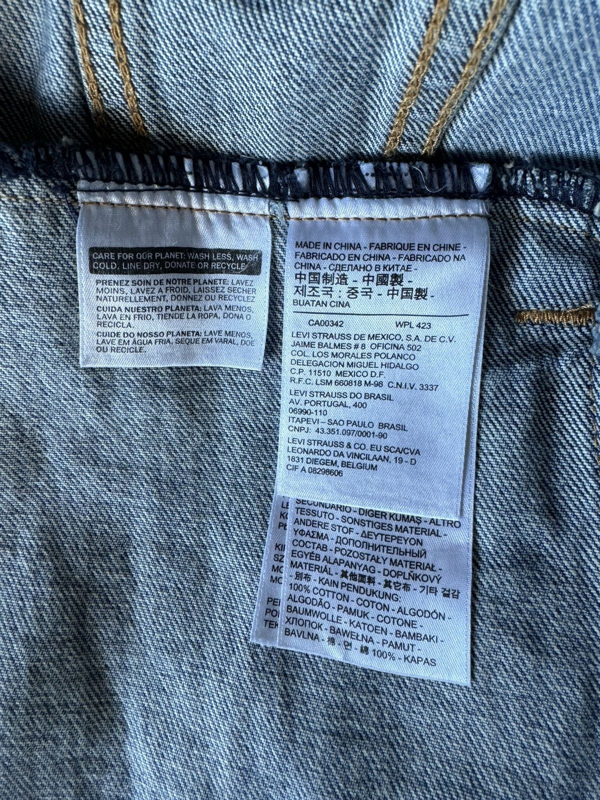 Levi's Levi’s Altered Denim Patchwork Trucker Jacket Size US M / EU 48-50 / 2 - 5 Thumbnail