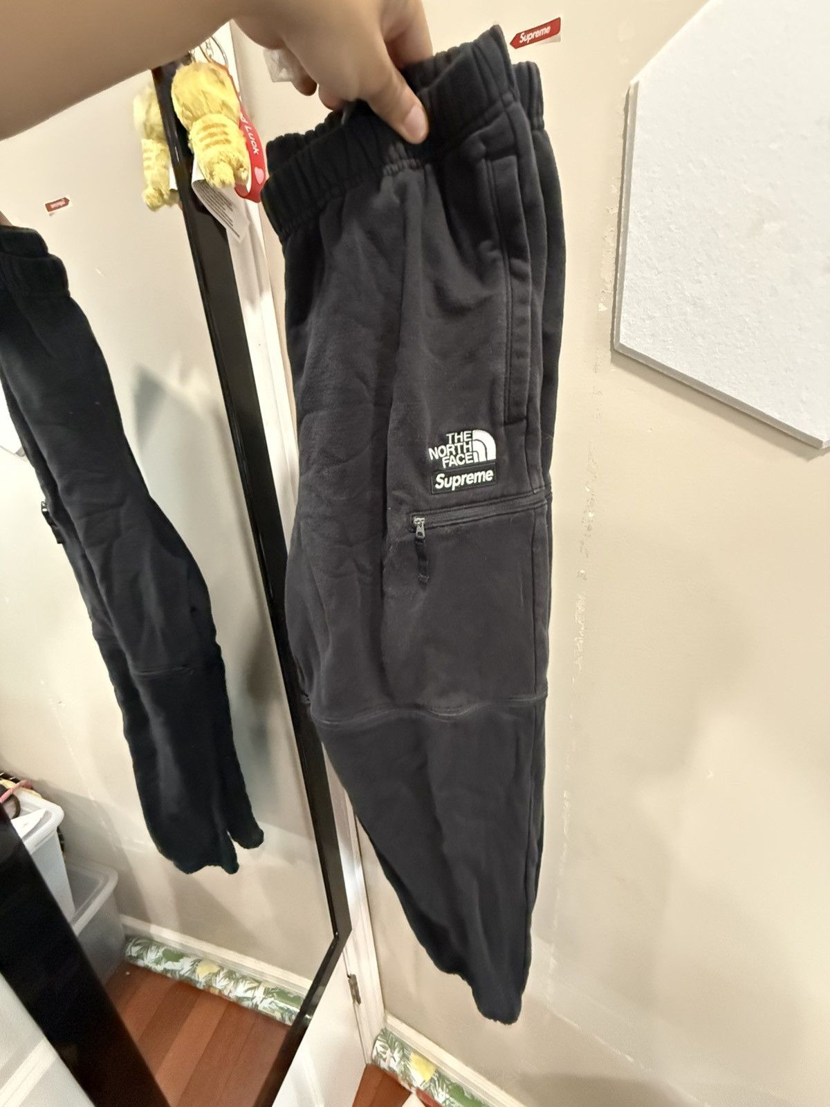 Supreme × The North Face Supreme x The North Face Convertible Sweatpants - Black Size US 34 / EU 50 - 1 Thumbnail