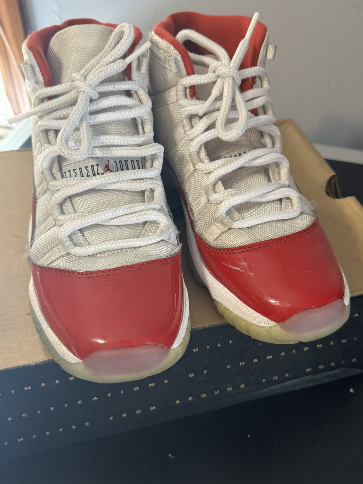 Jordan Brand Jordan 11 Cherry Size US 7 / EU 40 - 6 Thumbnail