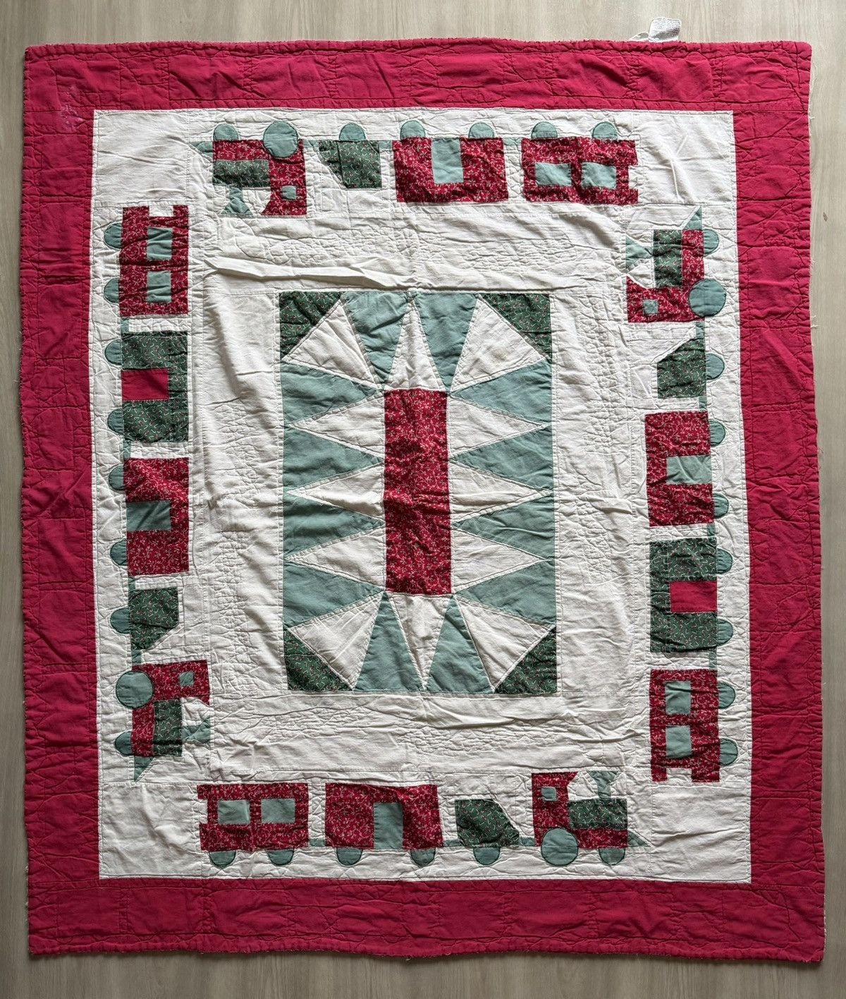 Vintage Vintage American Pacific Ent Train Locomotive Quilt *Dist Size ONE SIZE - 2 Thumbnail