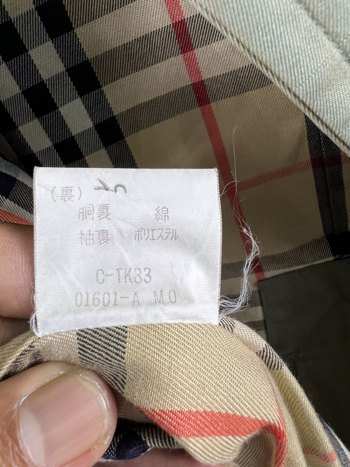 Burberry Prorsum 🔥 VTG DISTRESSED BURBERRYS NOVA CHECKED LUXURY TRENCHCOAT Size US M / EU 48-50 / 2 - 9 Thumbnail