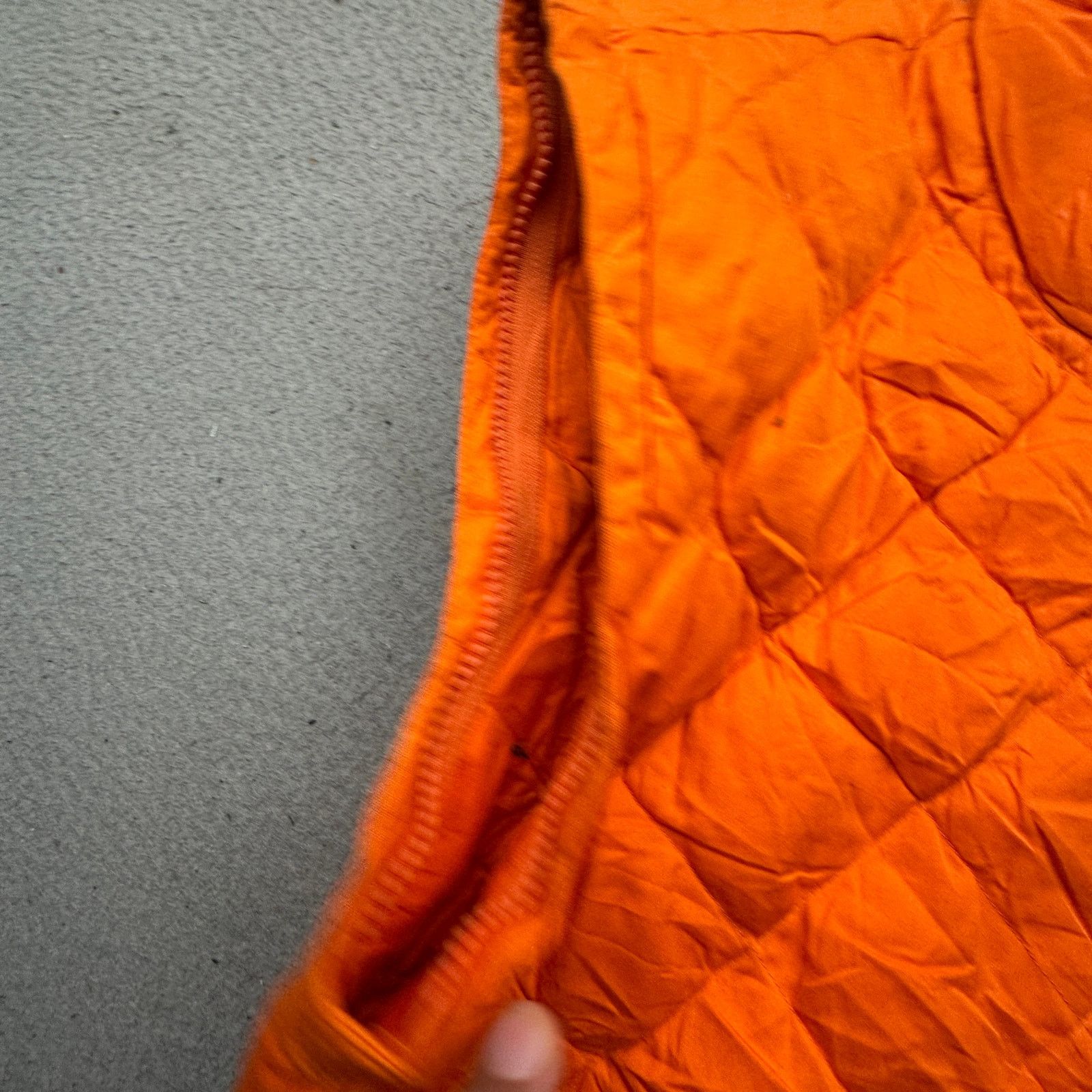 J.Crew VTG J Crew Duck Down Hunting Quilted Vest Mens Large Orange Size US L / EU 52-54 / 3 - 14 Thumbnail