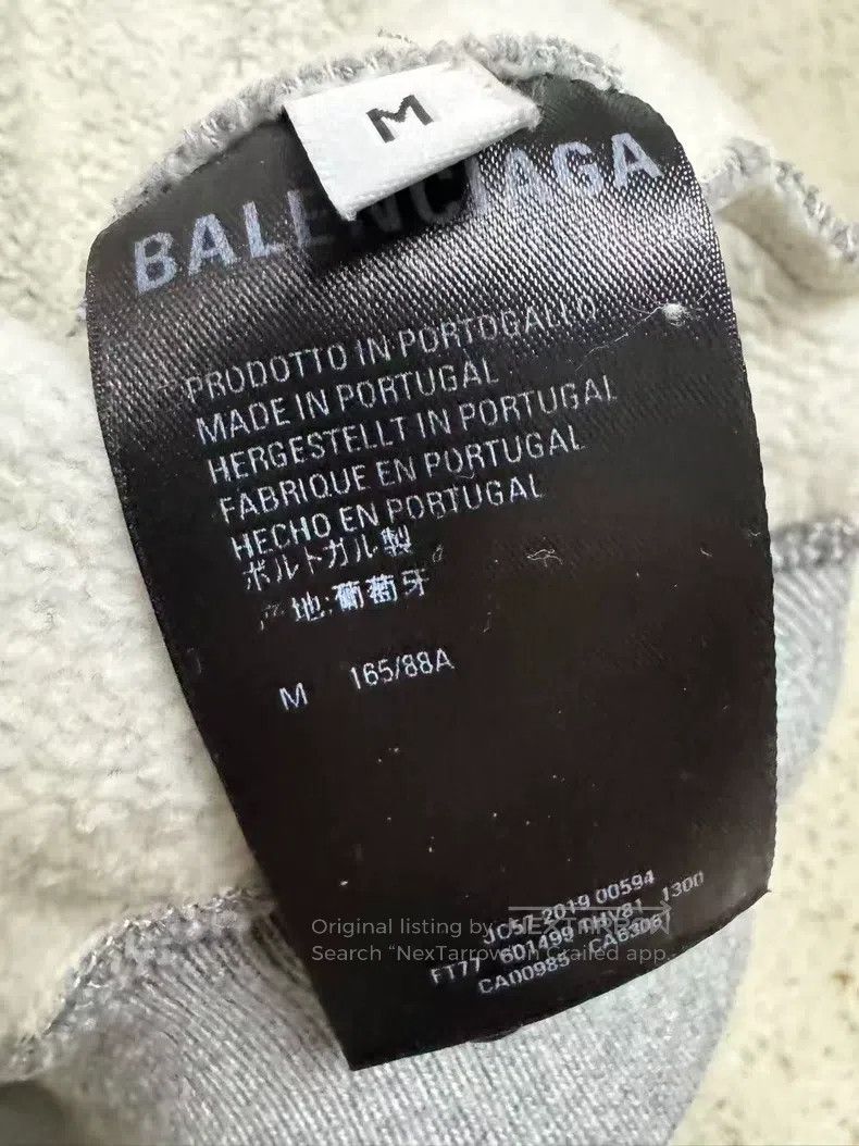 Balenciaga Balenciaga Small buckle hoodie Size US M / EU 48-50 / 2 - 4 Thumbnail