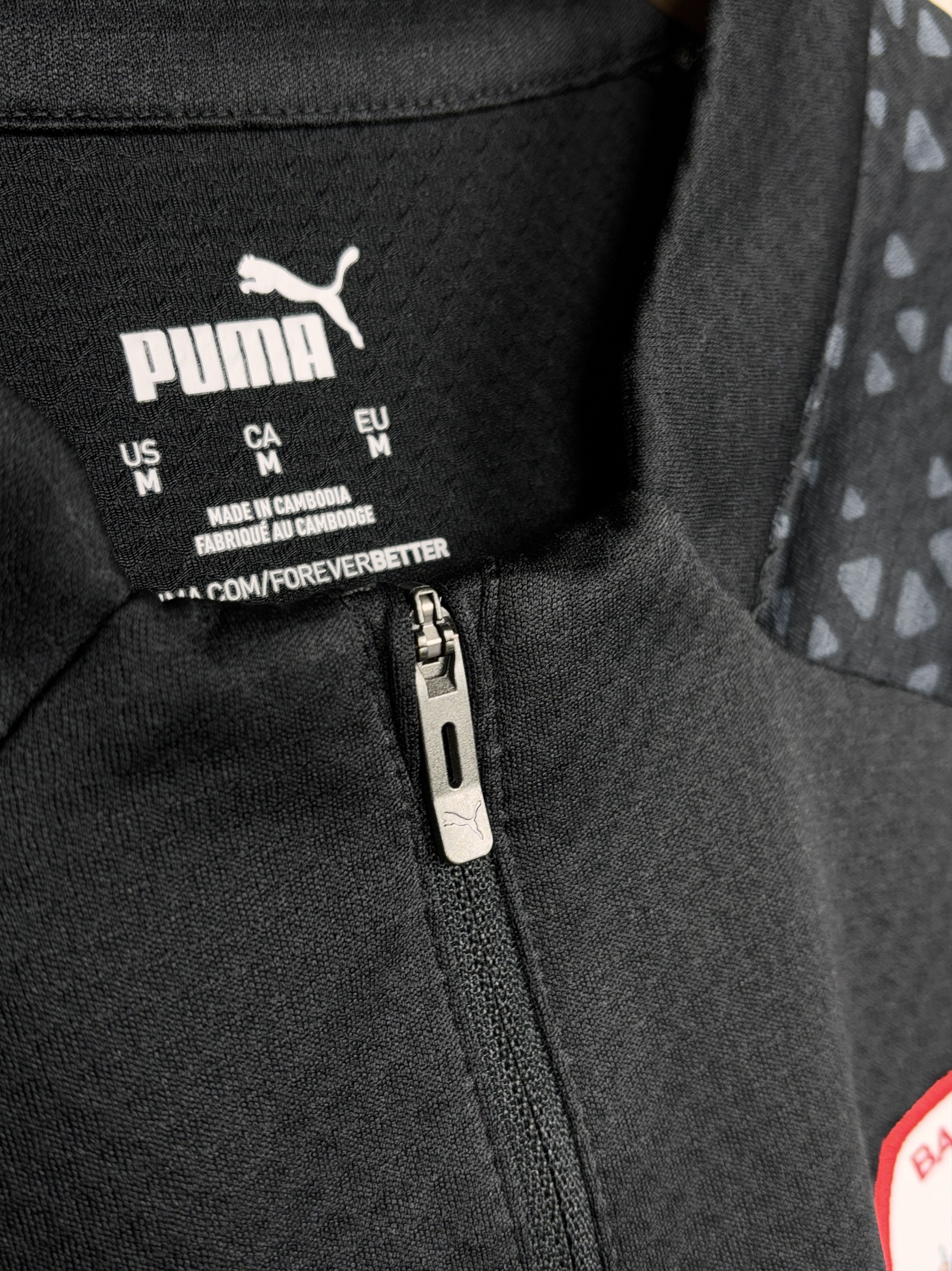 Puma Barnsley FC Training 1/4 Zip Top Pullover Long Sleeve Soccer Size US M / EU 48-50 / 2 - 6 Thumbnail