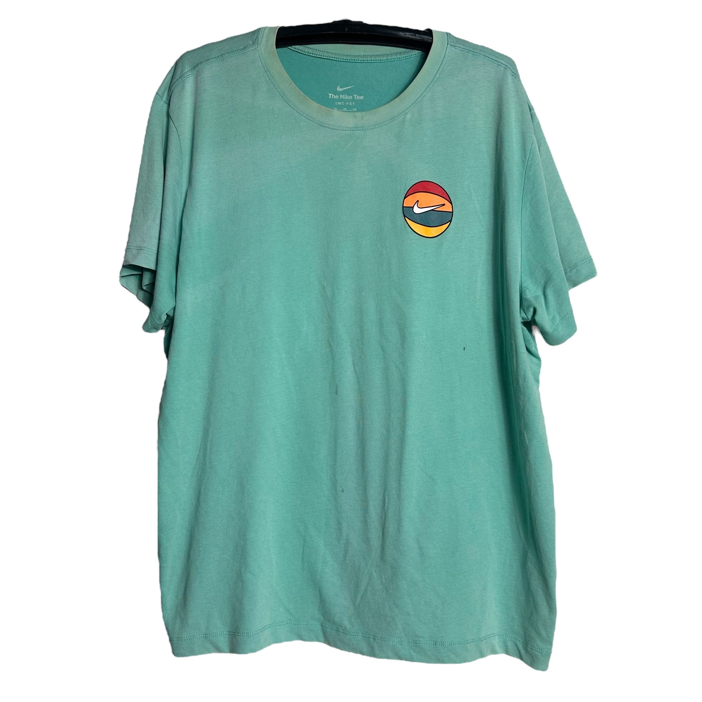 Nike 🔥RARE🔥Nike Basketball Multicolor Logo Spell Out T-shirt Size US XXL / EU 58 / 5 - 2 Thumbnail