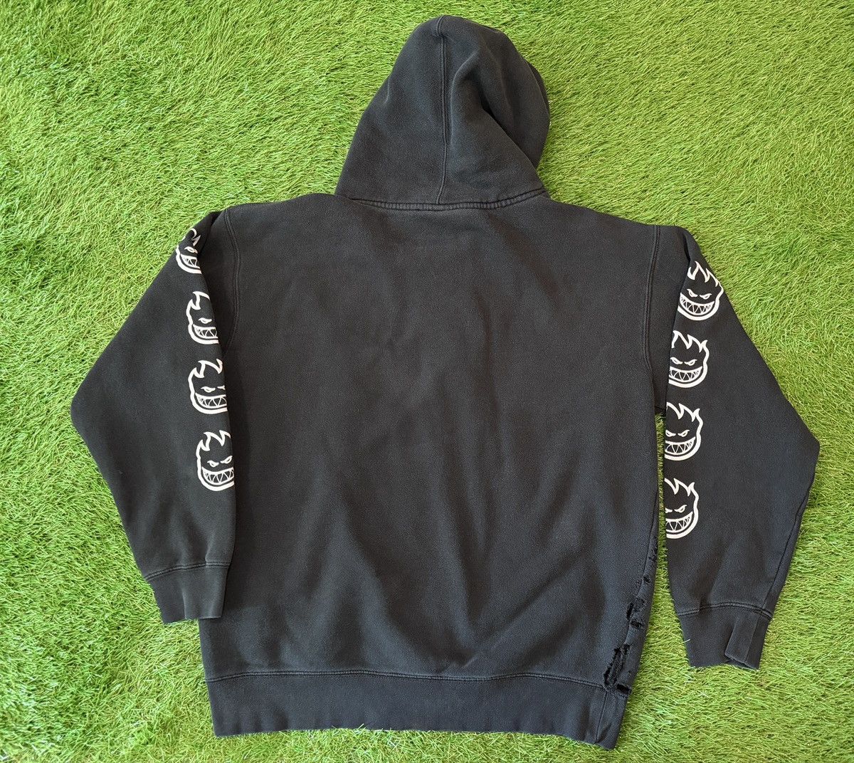 Spitfire Vintage Y2K Spitfire Wheels Old E Flame Head Sleeve Hoodie Size US L / EU 52-54 / 3 - 7 Thumbnail