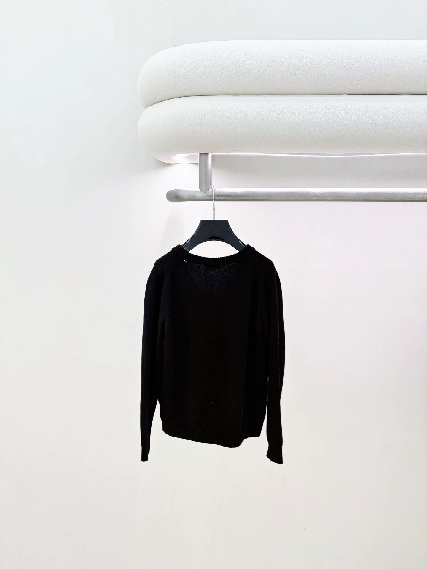 Celine Celine Black V-neck Sweater XS Size XS / US 0-2 / IT 36-38 - 2 Thumbnail