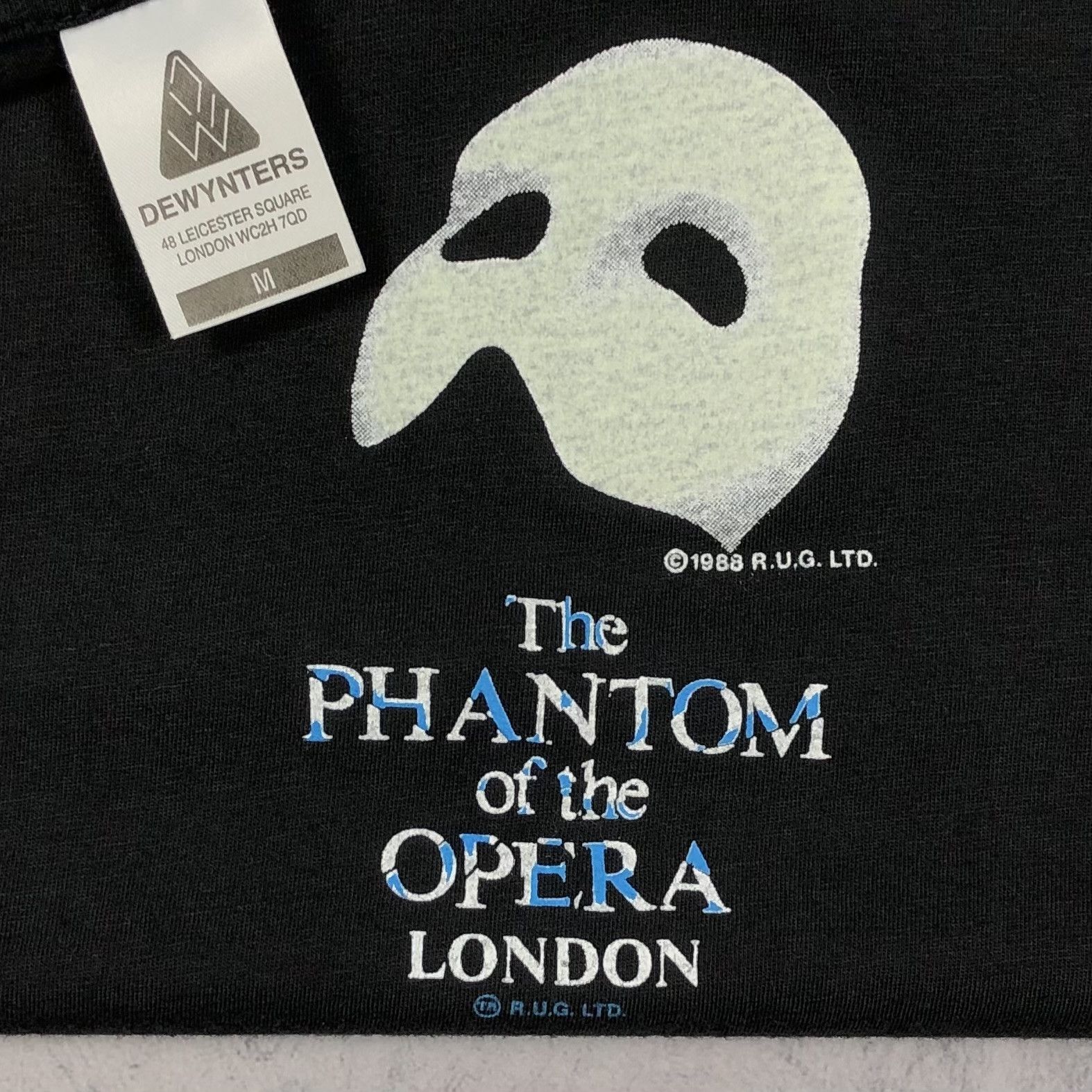 Vintage 1988 The Phantom of the Opera London Tee Size US M / EU 48-50 / 2 - 2 Thumbnail