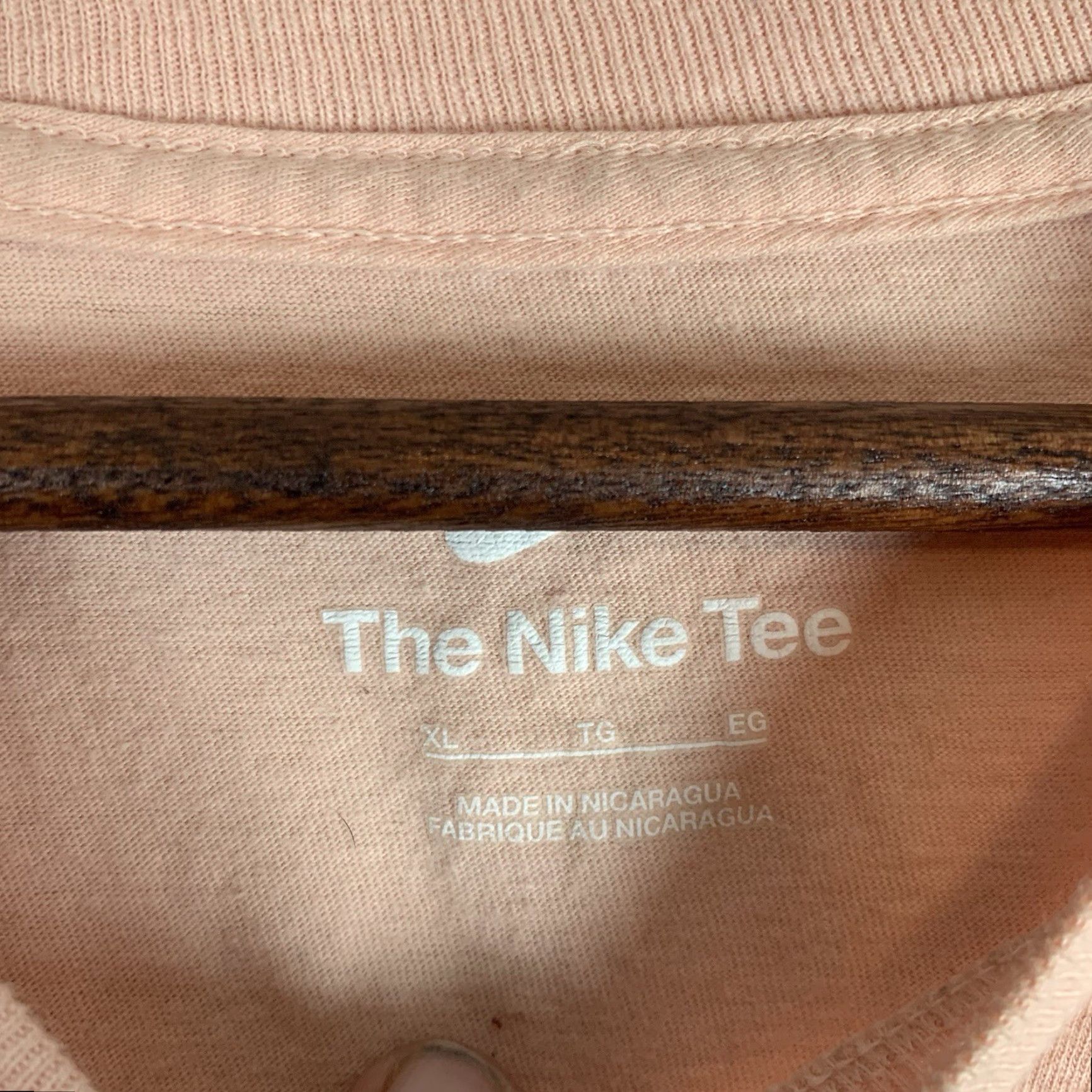 Nike VINTAGE Nike Air Tee Pink XL T-Shirt Men Regular Fit Short Sleeve Crew Neck Logo Sportswear 1980s Retro Graphic Tee Men Size US XL / EU 56 / 4 - 4 Thumbnail
