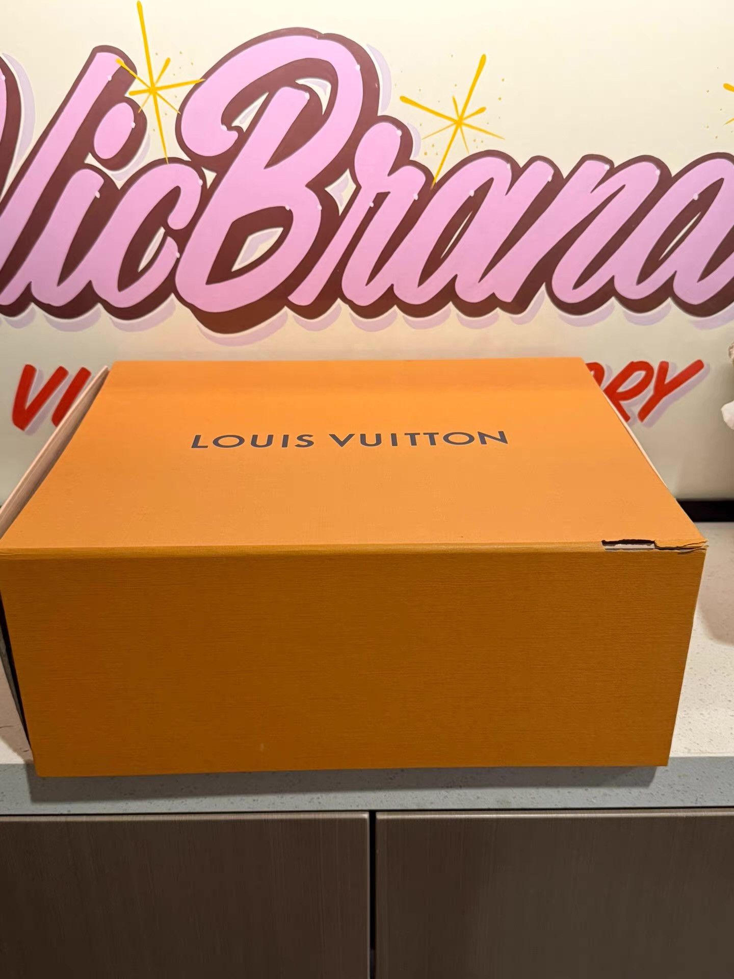 Louis Vuitton Louis Vuitton Revival slip-onslide sandalsWomen’s white Ｑ20 Size US 6 / IT 36 - 2 Thumbnail