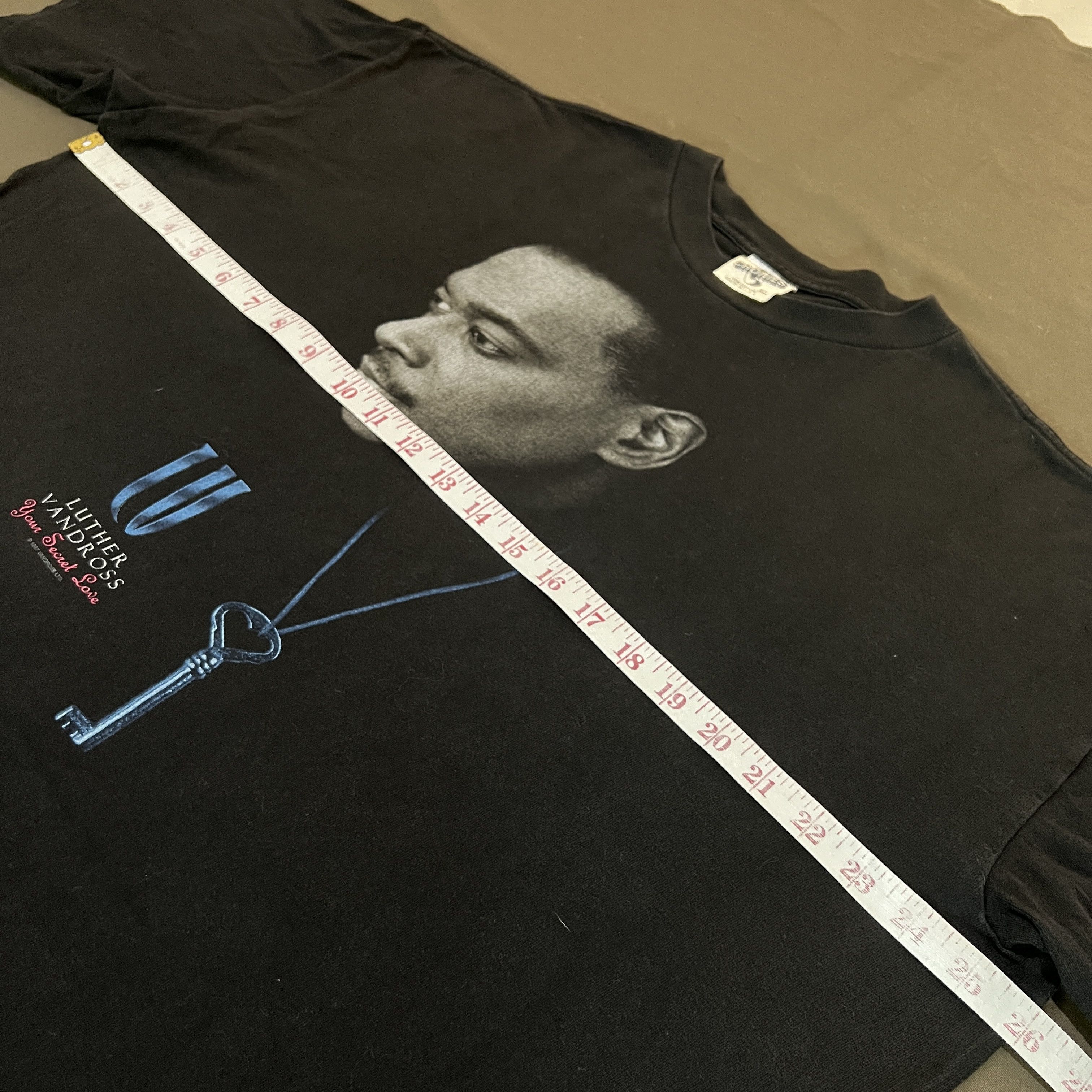 Band Tees × Rap Tees × Vintage Vintage 90s Luther Vandross your secret love Tee R&B XL Size US XL / EU 56 / 4 - 9 Thumbnail