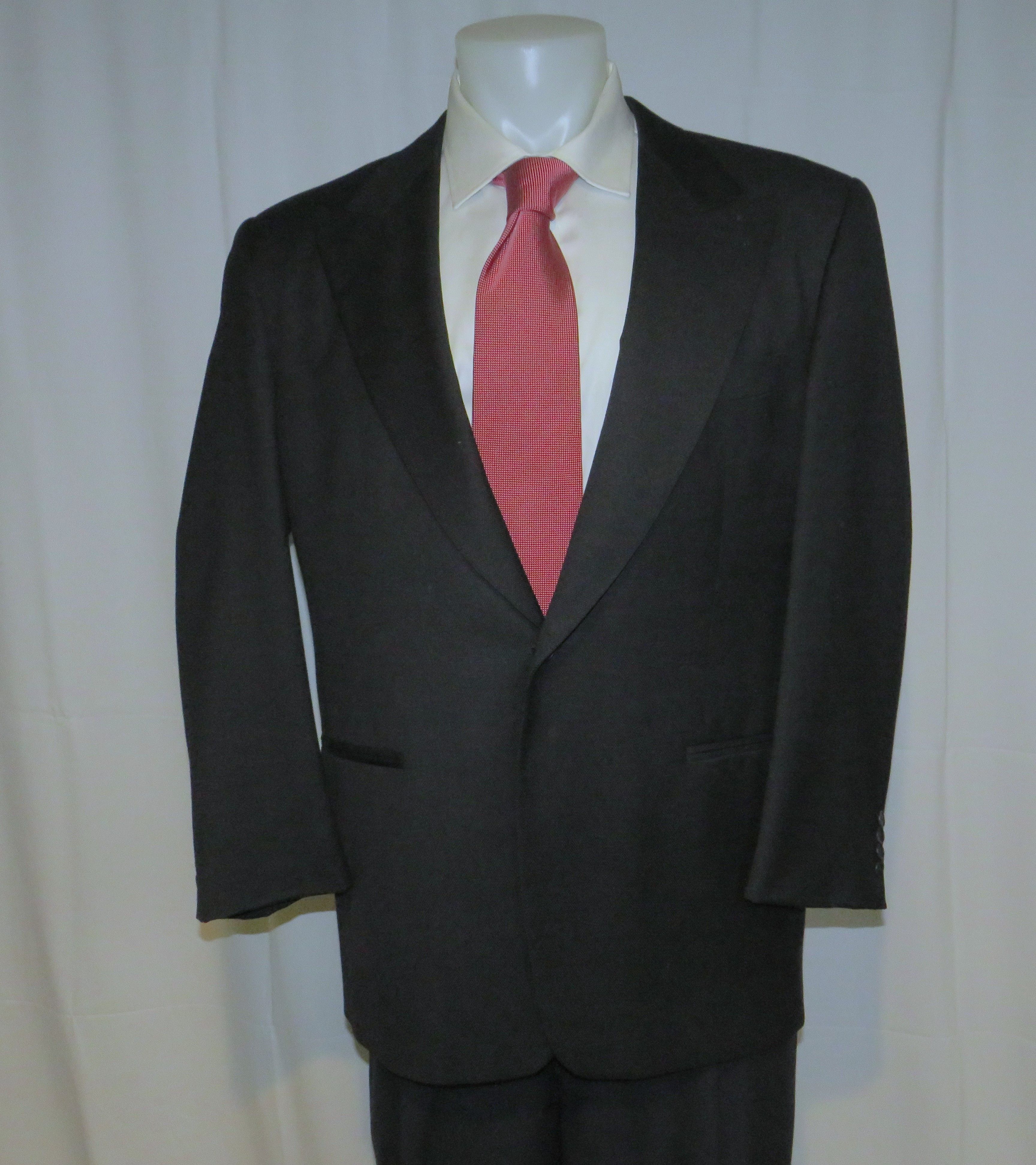 Joseph Abboud Black Label Vintage Peak Lapel One Button Suit 42R Size 42R - 3 Thumbnail