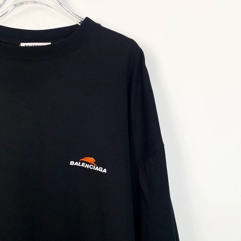 Balenciaga Balenciaga Year of the Tiger limited black logo monogramme Size US L / EU 52-54 / 3 - 3 Thumbnail
