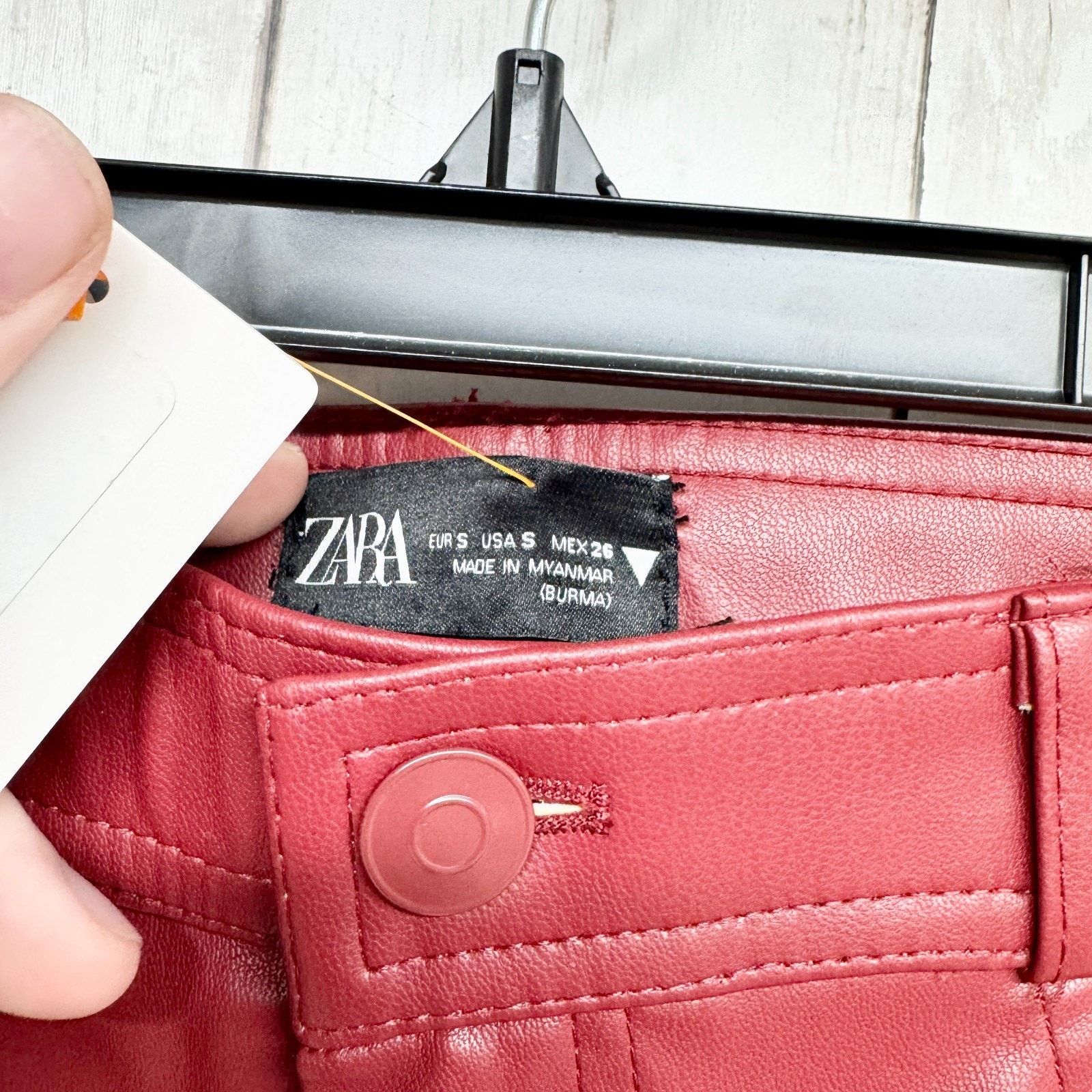 Zara Zara Pants Women Sz Small Red Faux Leather High Rise Skinny Size 27" / US 4 / IT 40 - 3 Thumbnail