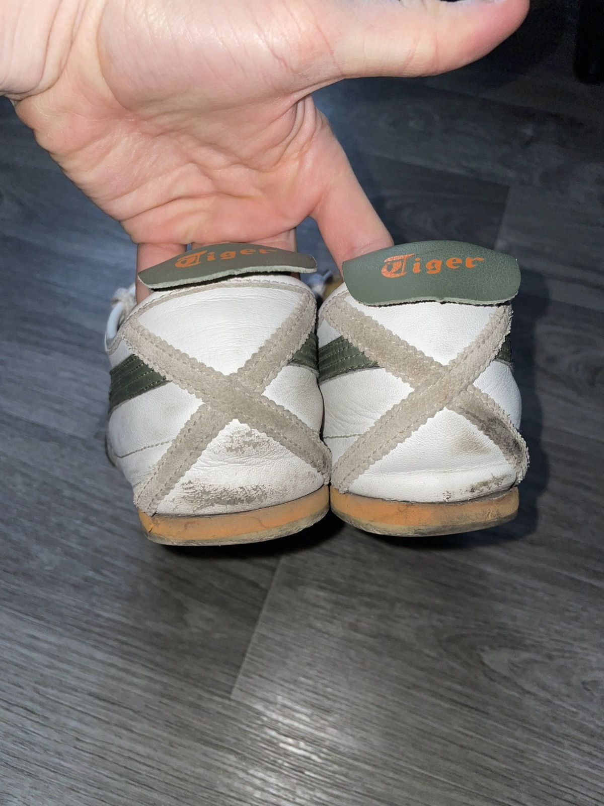 Asics Vintage Asics Onitsuka Tiger Low-top Sneakers Rare Size US 11 / EU 44 - 15 Thumbnail