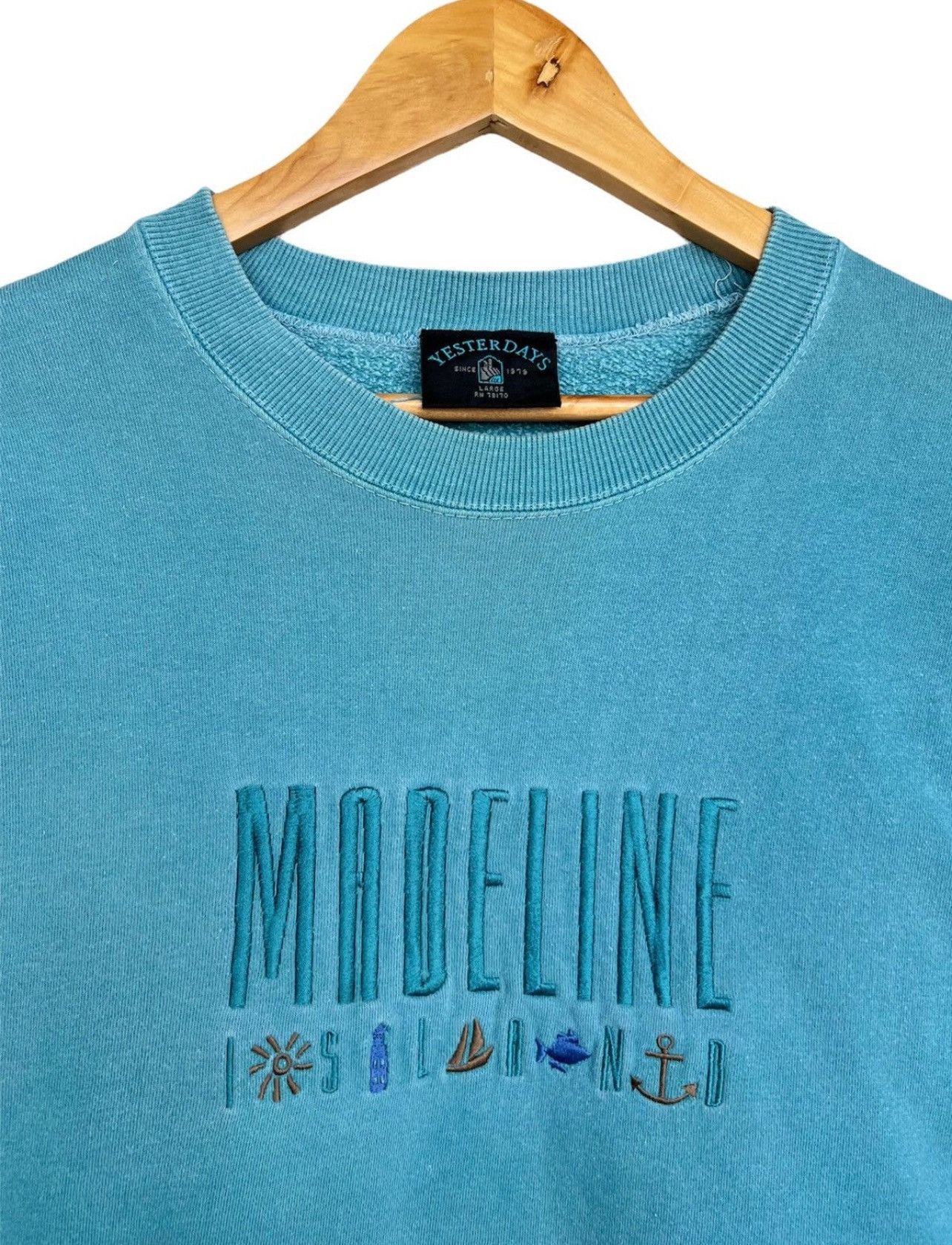 Vintage Vintage 90s Madeline Island Scenary Sweatshirt XL Turqoise Size US XL / EU 56 / 4 - 5 Thumbnail