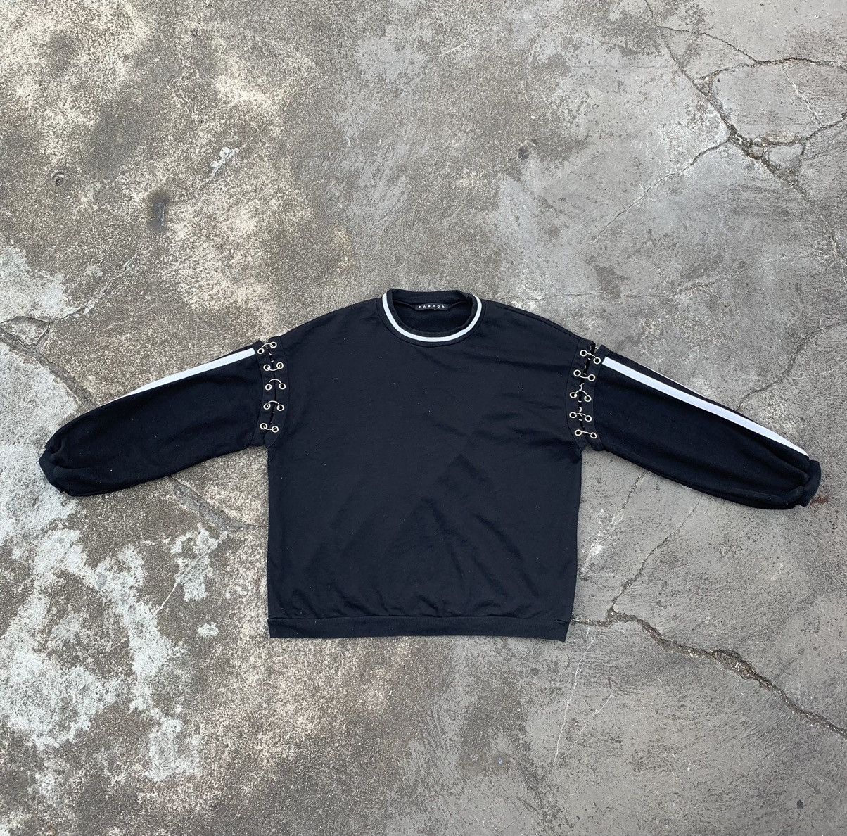 Japanese Brand PUNK STYLE Y2K SWEATSHIRT Size US M / EU 48-50 / 2 - 1 Thumbnail