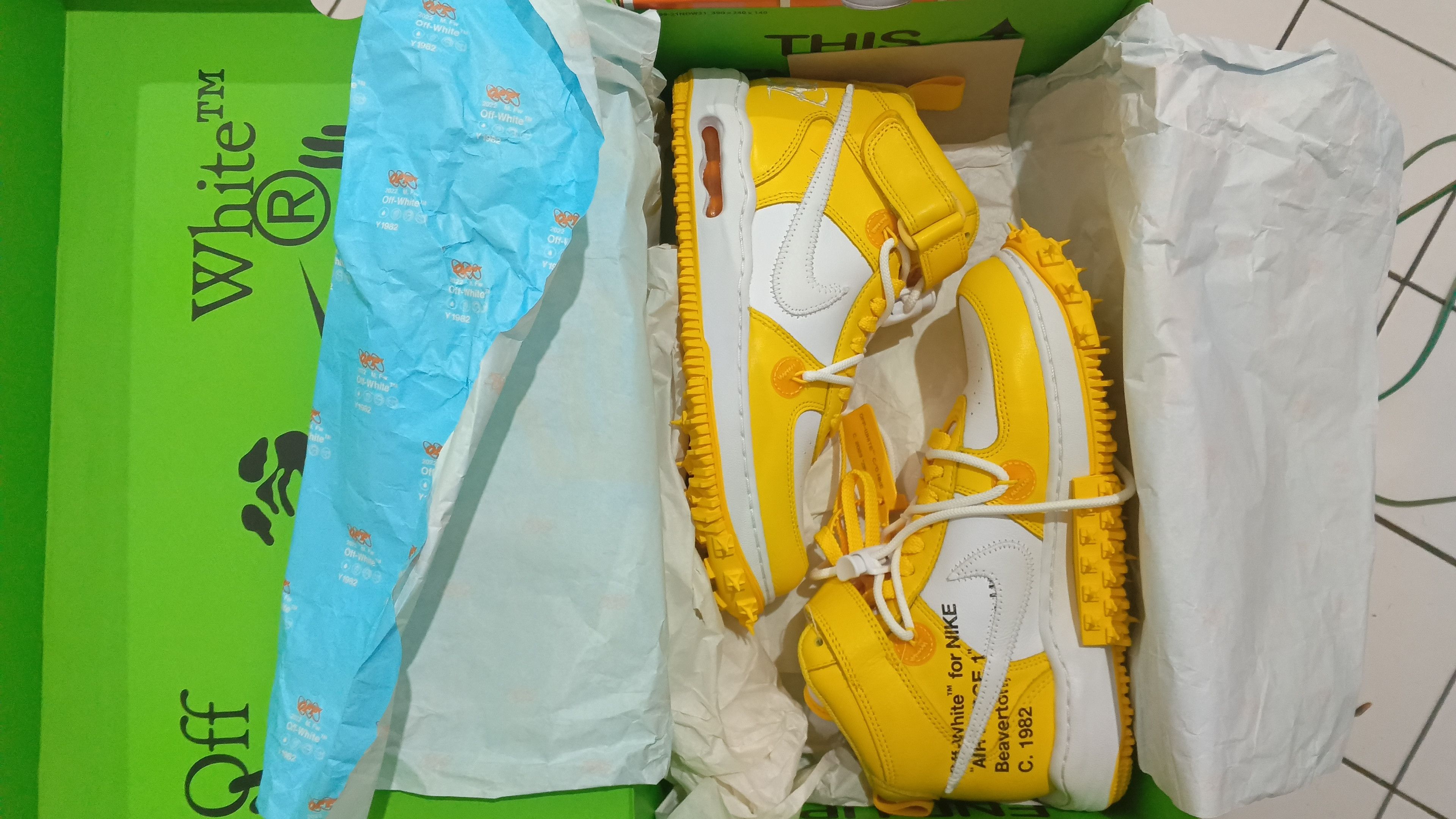 Nike × Off-White Air Force 1 Mid x Off-White™ White and Varsity Maize Size US 8 / EU 41 - 5 Thumbnail