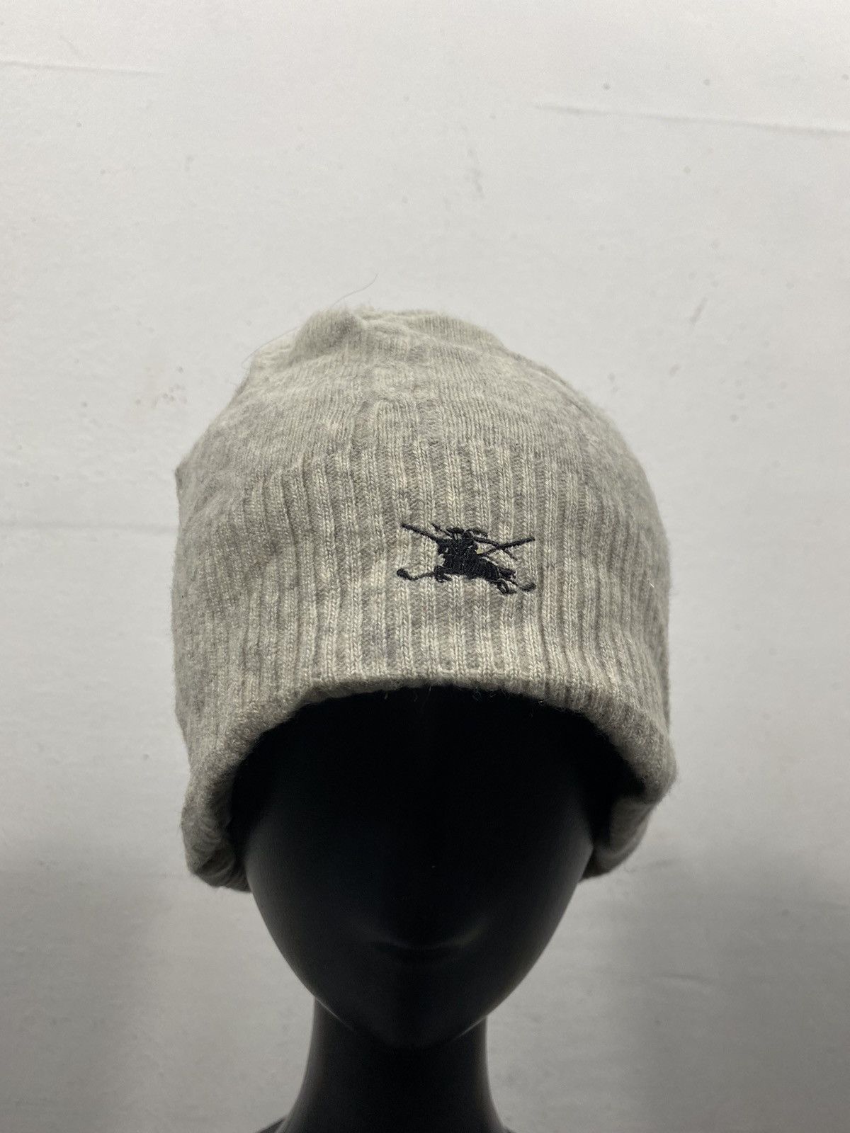 Burberry Burberry Golf Small Logo Embroidery Beanie Hat Size ONE SIZE - 1 Thumbnail