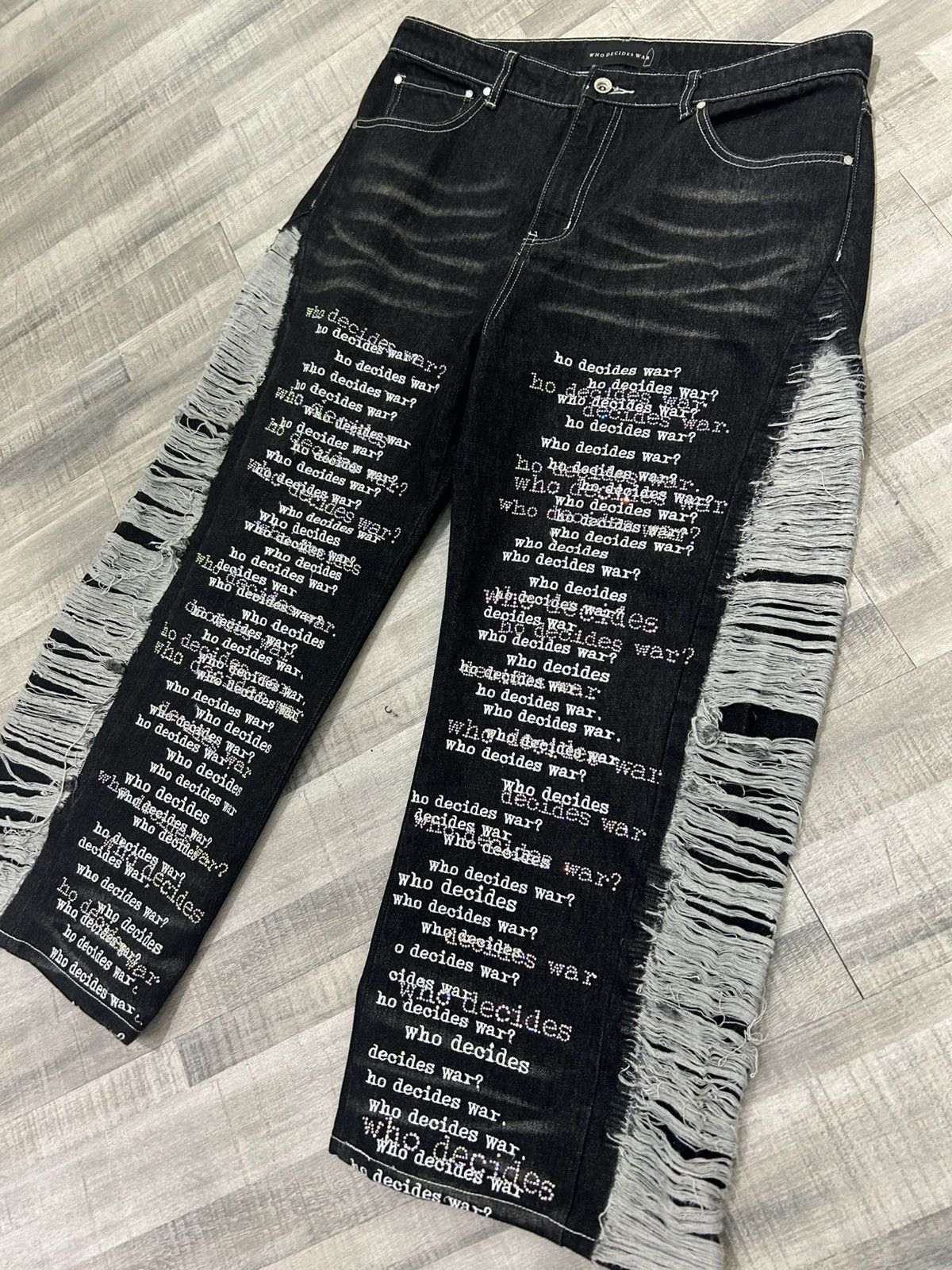 Who Decides War Who Decides War Ultra Flare Scripture Jeans Size US 36 / EU 52 - 3 Thumbnail