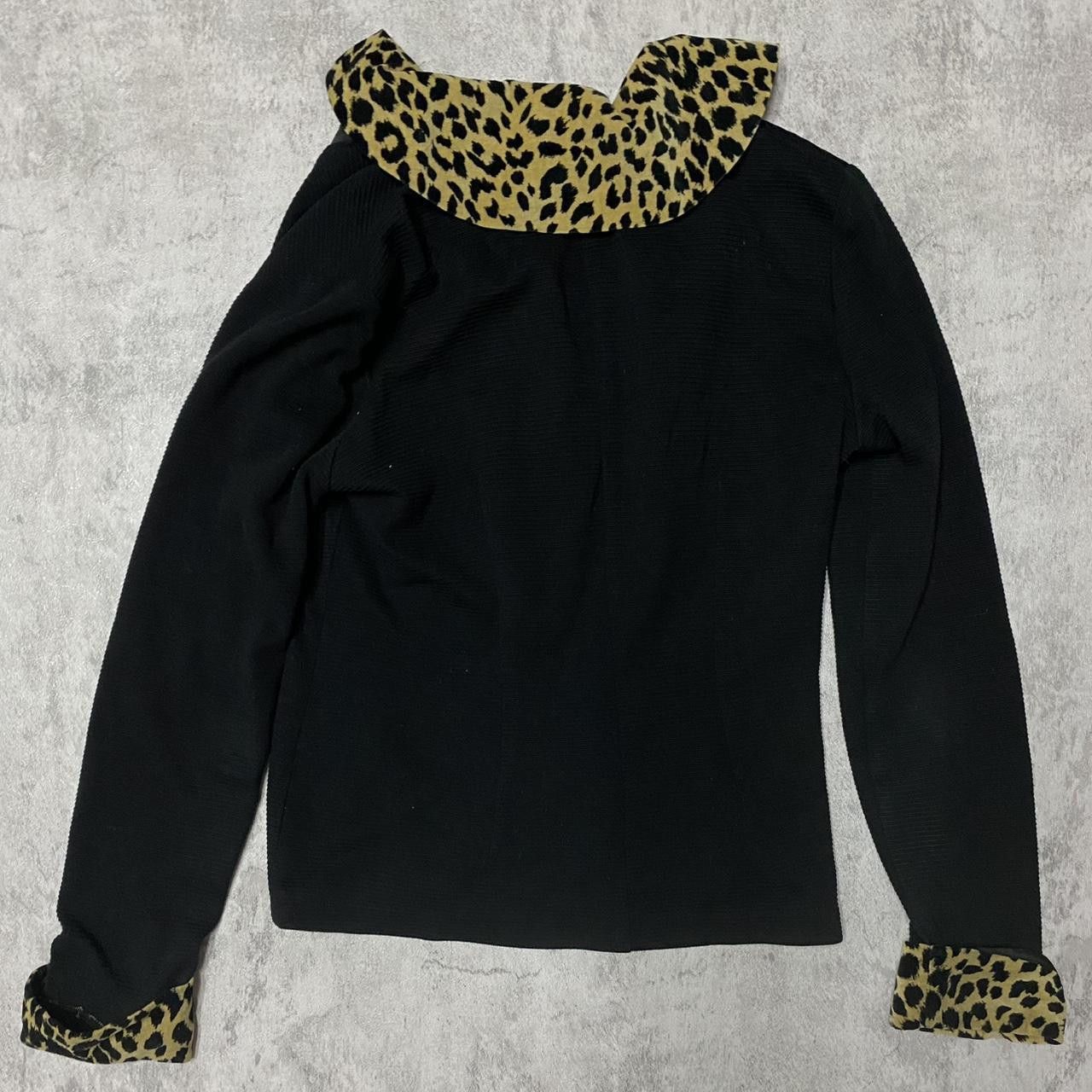 Other Black and yellow leopard print button-up blouse Size ONE SIZE - 4 Thumbnail