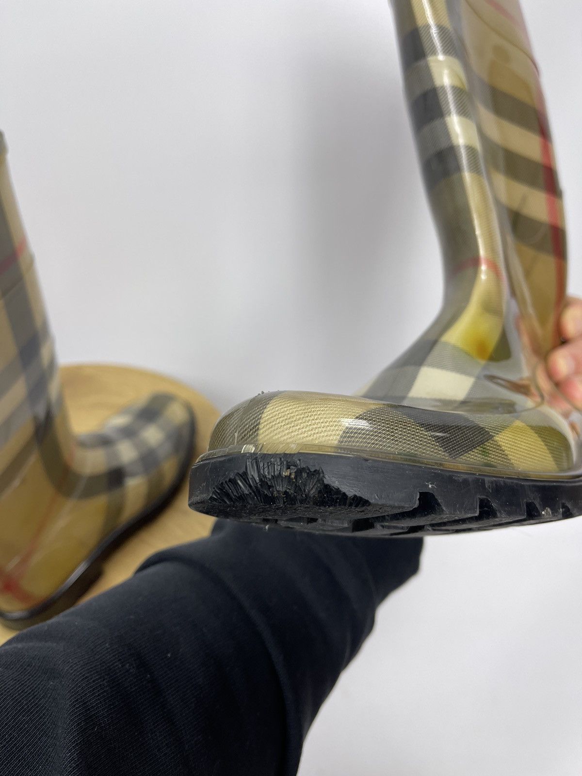 Burberry Burberry Womens Rain Boots Size 37 Nova Haymarket Vintage Size US 7 / IT 37 - 9 Thumbnail