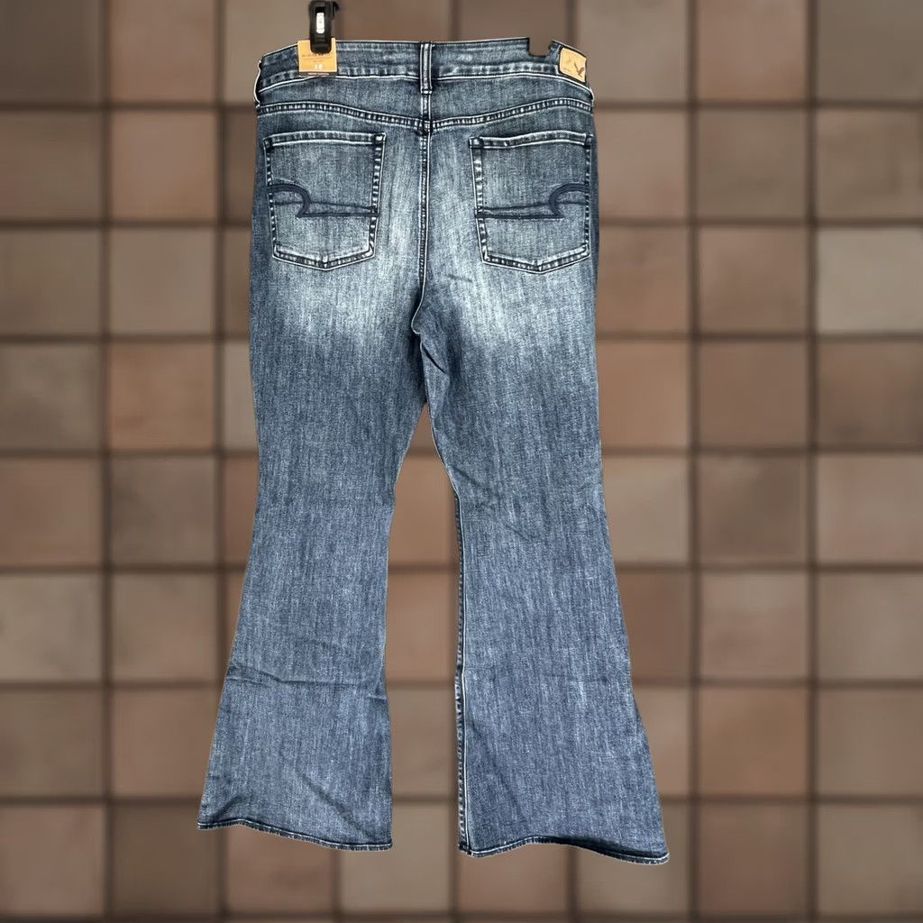 American Eagle Outfitters VINTAGE? No — American Eagle Hi-Rise Boho Artist Flare Jeans Blue 18 Regular Womens Jeans 5-Pocket Retro 70s Boho Stretch Indigo Bright Indigo Size 40" / US 18 - 1 Thumbnail