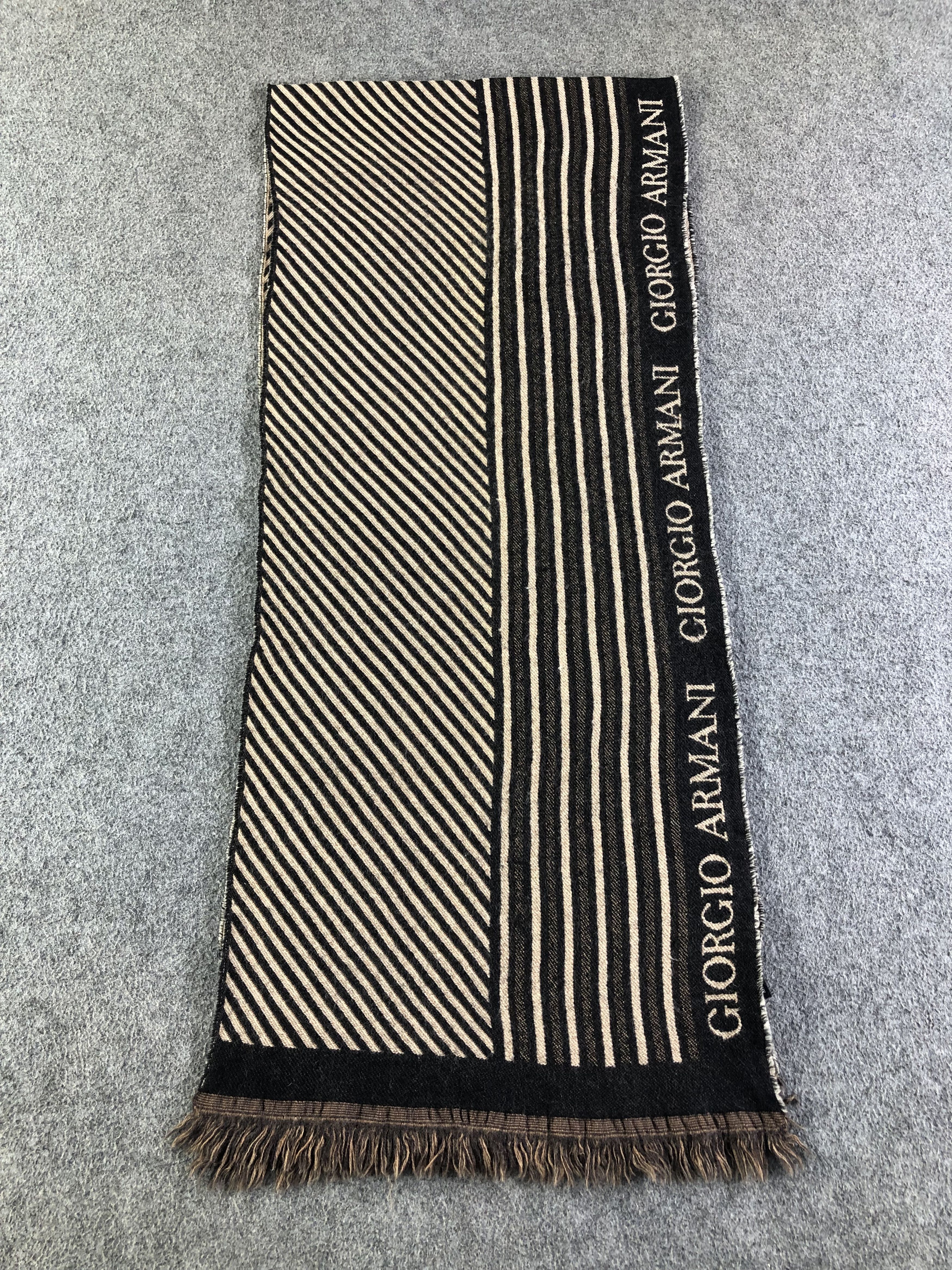 Giorgio Armani Giorgio Armani Scarf / Muffler / Neckwear SS1262 Size ONE SIZE - 3 Thumbnail