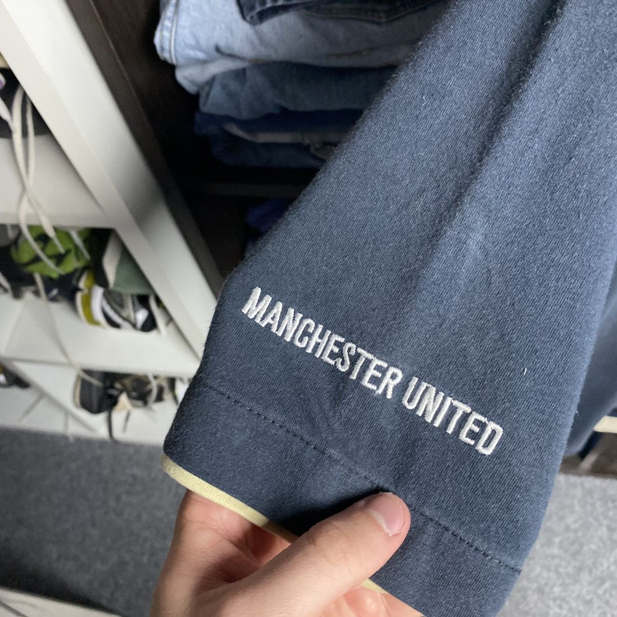 Nike Vintage Nike Manchester United 2000’s soccer polo size L Size US L / EU 52-54 / 3 - 5 Thumbnail