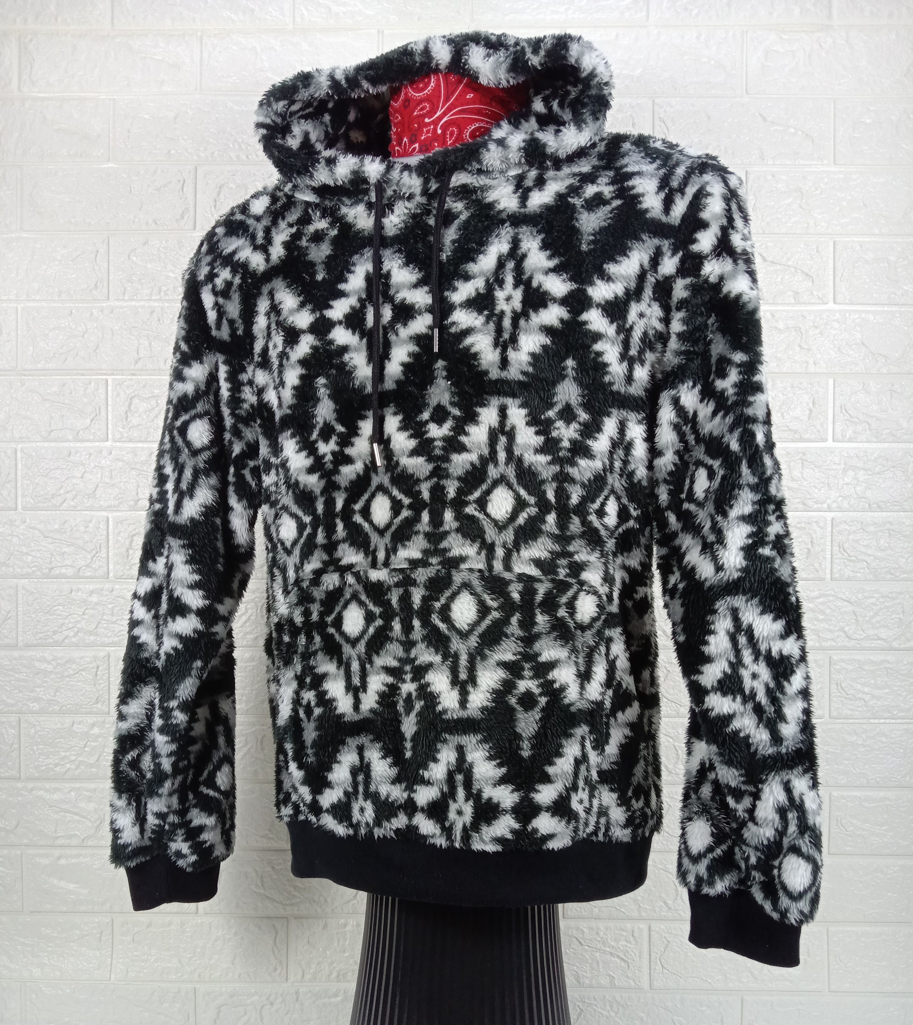 Japanese Brand Vintage Rill Fox Navajo Design Hoodie Fleece Sweatshirt Size M / US 6-8 / IT 42-44 - 3 Thumbnail