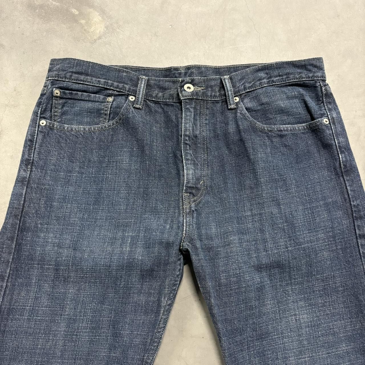 Levi's × Vintage Crazy Vintage Y2K/2000s Levis Grunge Dark Wash Denim Jeans! Size US 36 / EU 52 - 4 Thumbnail