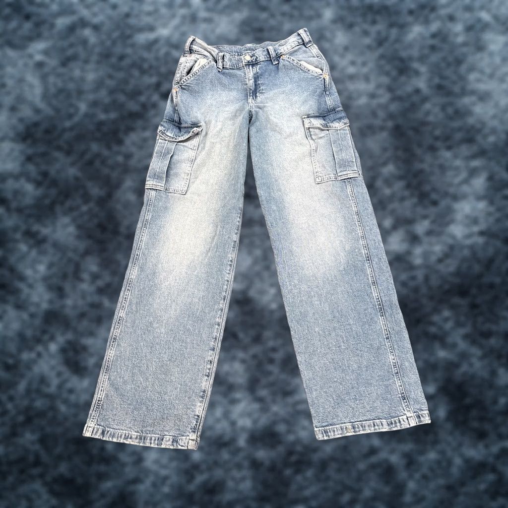 Gap GAP Jeans Womens 27x30 4L Cargo 90s Loose Mid Rise Denim Light Wash Blue Wide-Leg Jeans Womens Size 27" / US 4 / IT 40 - 1 Thumbnail