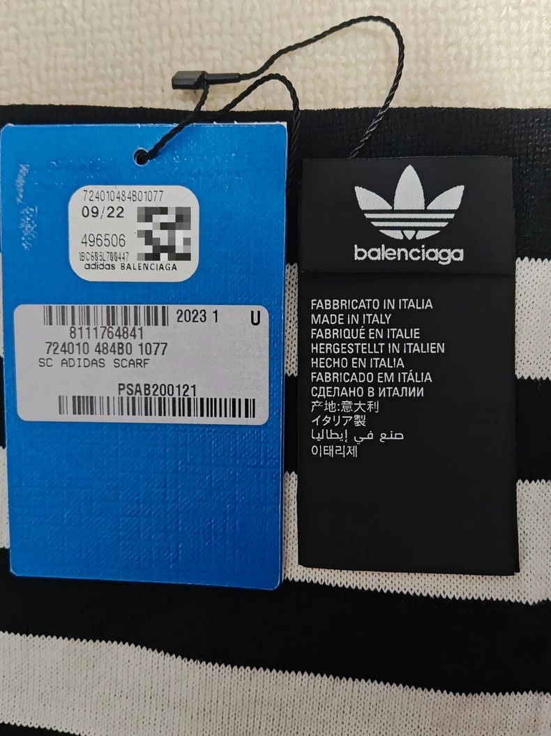 Balenciaga Balenciaga 24ss Adi Co-branded Manchester United Fringe Sca Size ONE SIZE - 4 Thumbnail