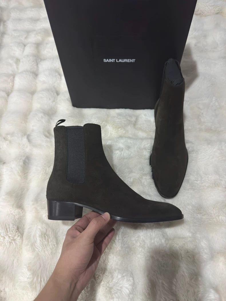 Saint Laurent Paris Saint Laurent Paris Suede Chelsea boots Size US 8 / EU 41 - 2 Thumbnail