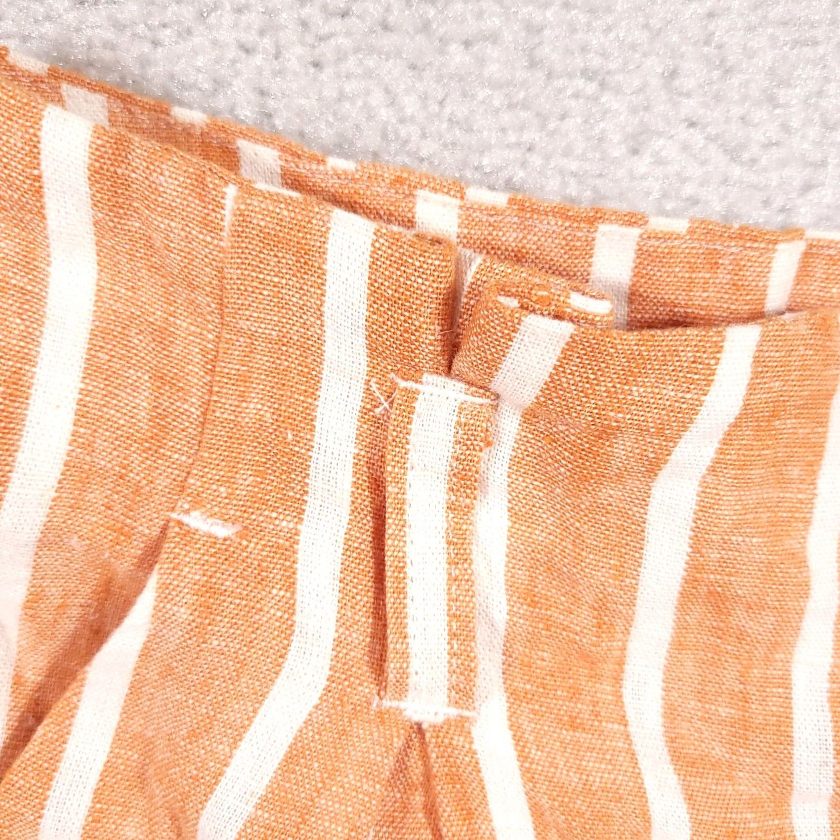 Forever 21 Forever 21 Shorts Women's Size 24 Orange Ivory Striped Linen Pleated Zip Pockets Size 42" / US 20 - 5 Thumbnail
