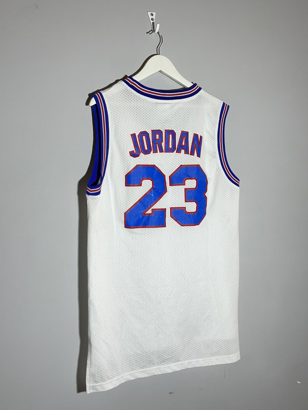 Champion #23 Jordan Champion Tune Squad Vintage Y2k Basketball Jersey Size US XXL / EU 58 / 5 - 1 Thumbnail