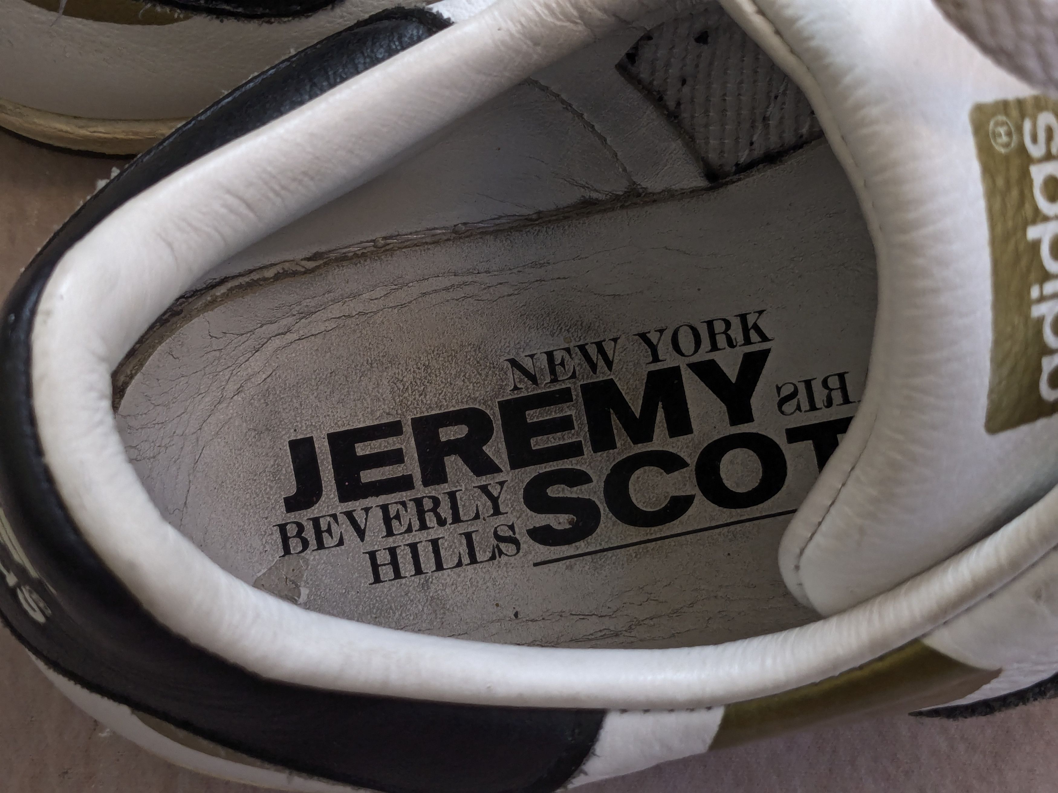 Adidas × Jeremy Scott adidas Jeremy Scott Superstar G61527 White Black 9 Gold Size US 9 / EU 42 - 9 Thumbnail