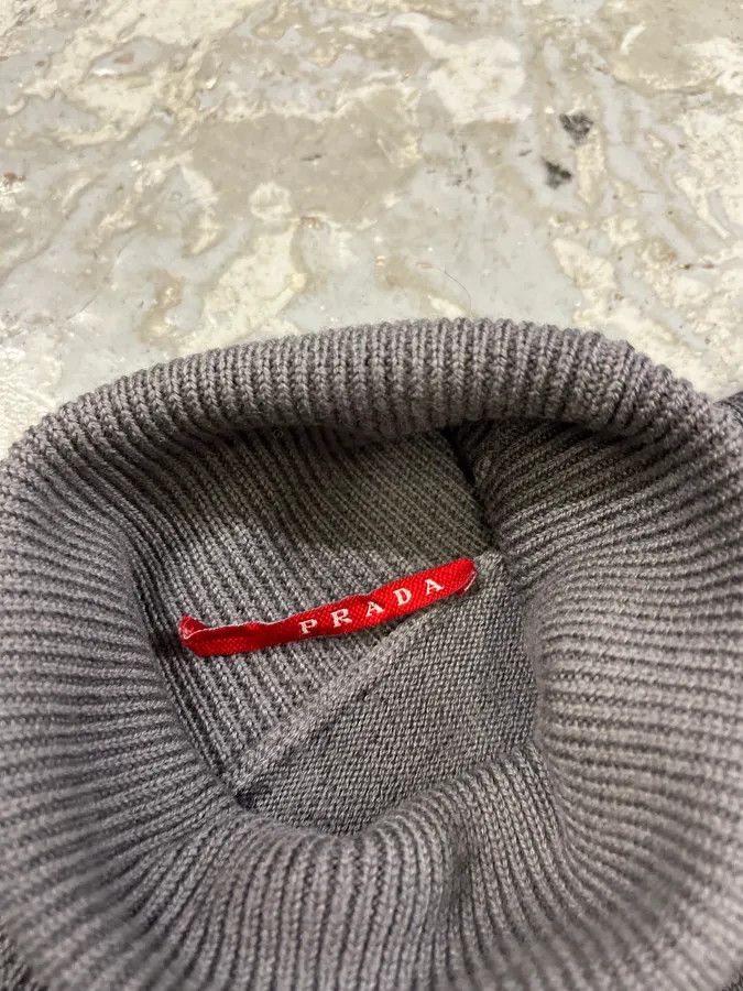 Prada 2000s Prada Faded Grey Turtleneck Size US M / EU 48-50 / 2 - 9 Thumbnail
