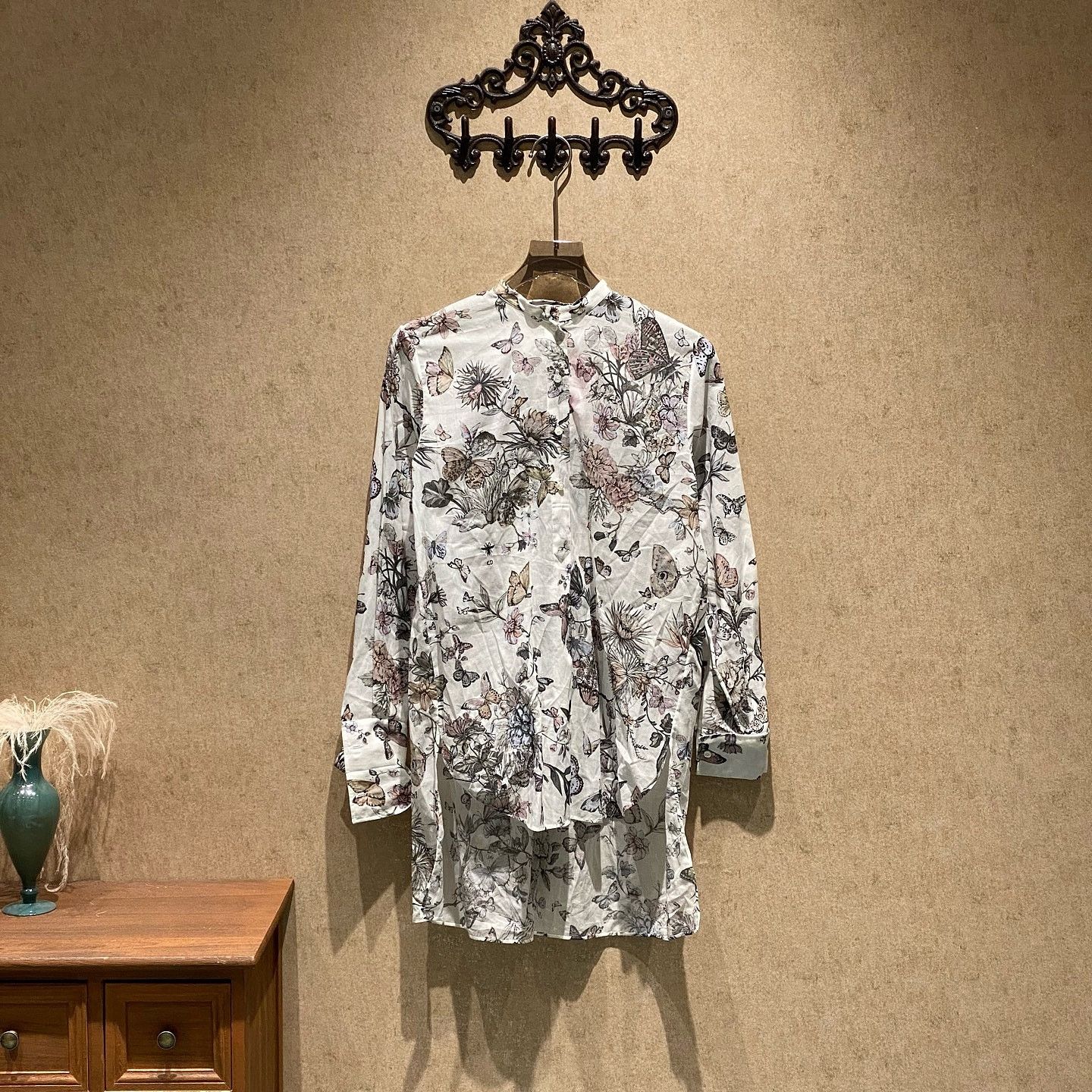 Dior Christian Dior Floral Print Button Up Shirt Size 34 Size XS / US 0-2 / IT 36-38 - 1 Thumbnail