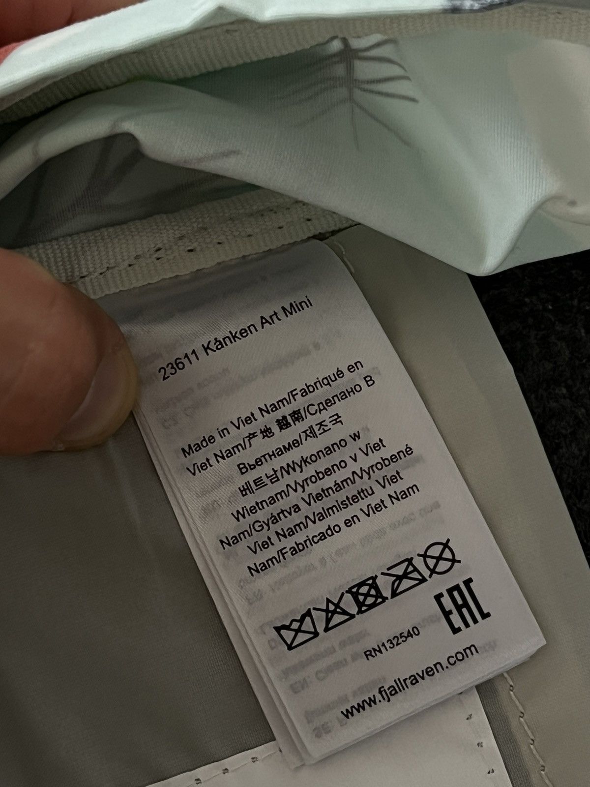 Fjallraven ‼️NEW WITH TAGS‼️Fjallraven Art Kanken Mini Regular Backpack Size ONE SIZE - 16 Thumbnail