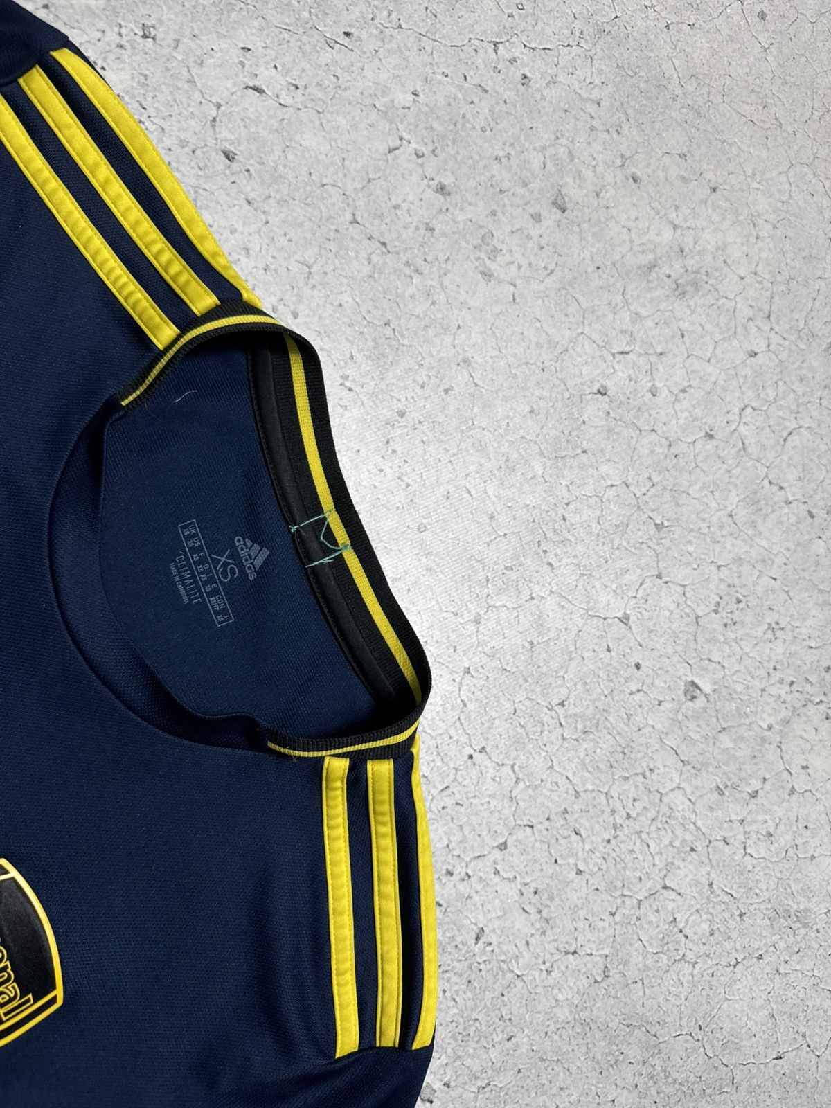 Adidas Adidas FC Arsenal London Vintage Soccer Jersey 2019/2020 Size US XS / EU 42 / 0 - 7 Thumbnail