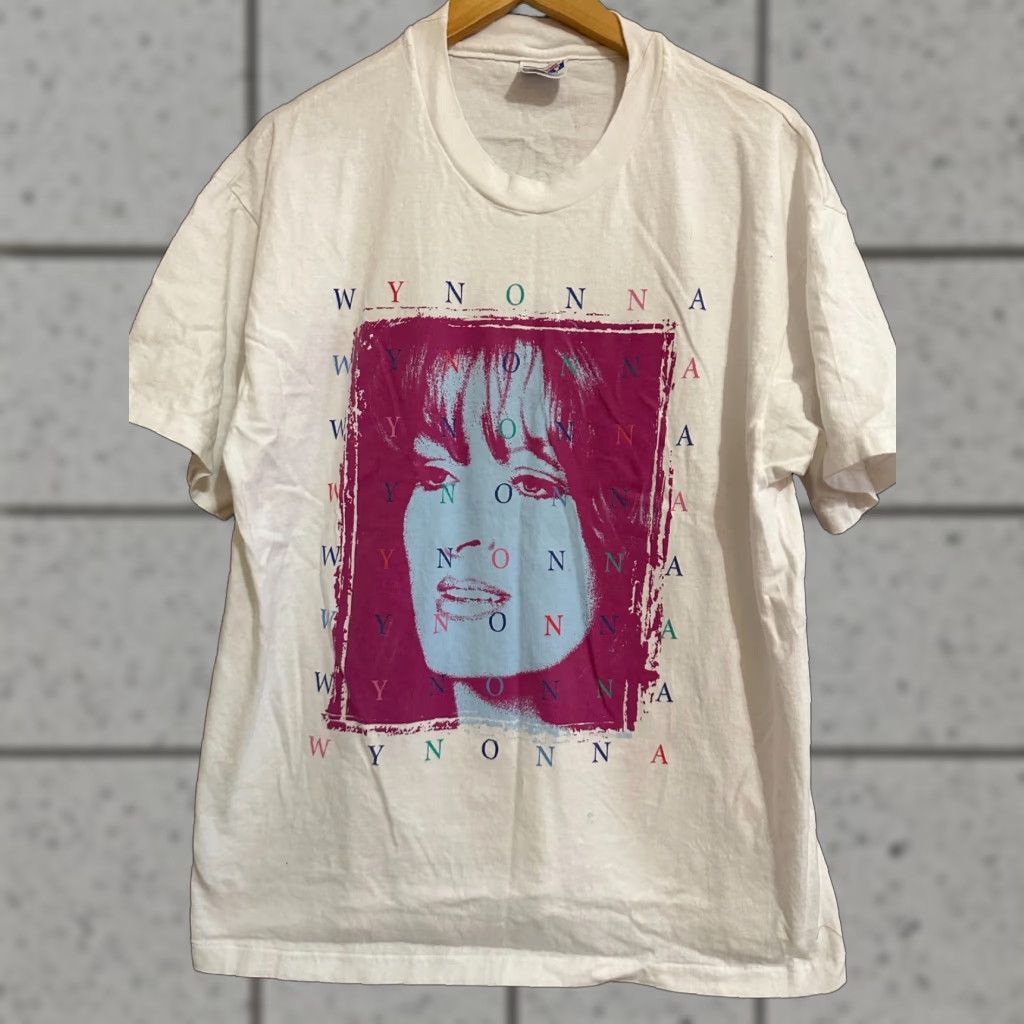 Hanes VINTAGE Wynonna Revelations Tour Singer White T-Shirt XL Mens 1996 90s Music USA Size US XL / EU 56 / 4 - 1 Thumbnail