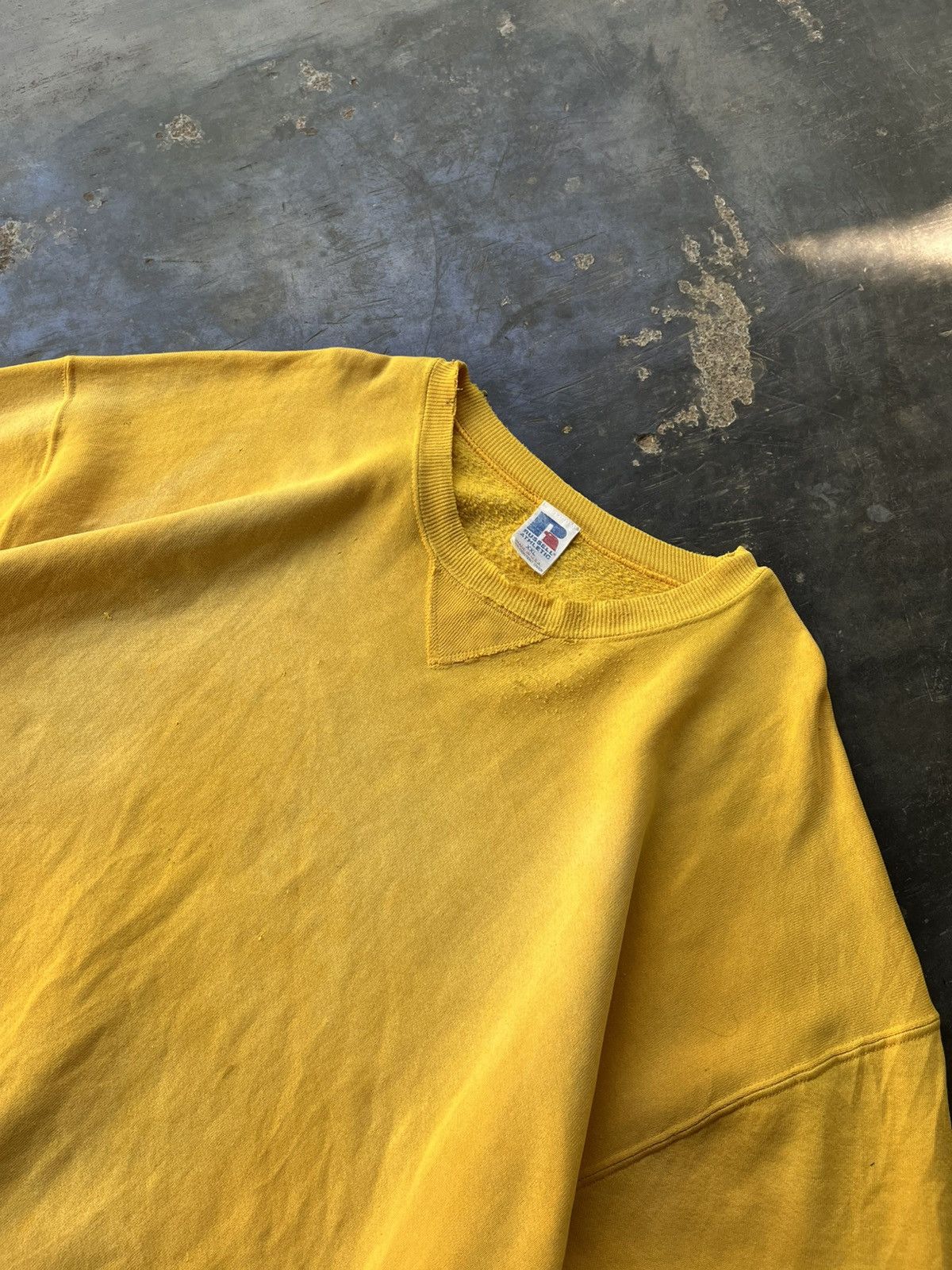 Vintage Vintage Russel Athletic Sun Faded Distressed Crewneck Size US XXL / EU 58 / 5 - 3 Thumbnail