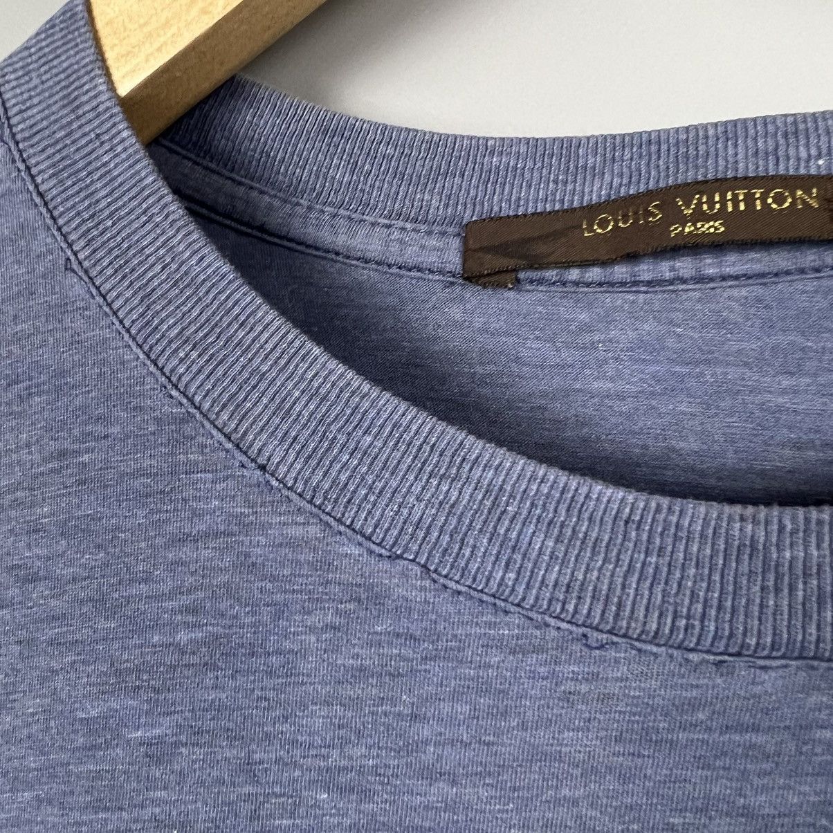 Louis Vuitton LAST DROP Louis Vuitton tee Size L / US 10 / IT 46 - 4 Thumbnail